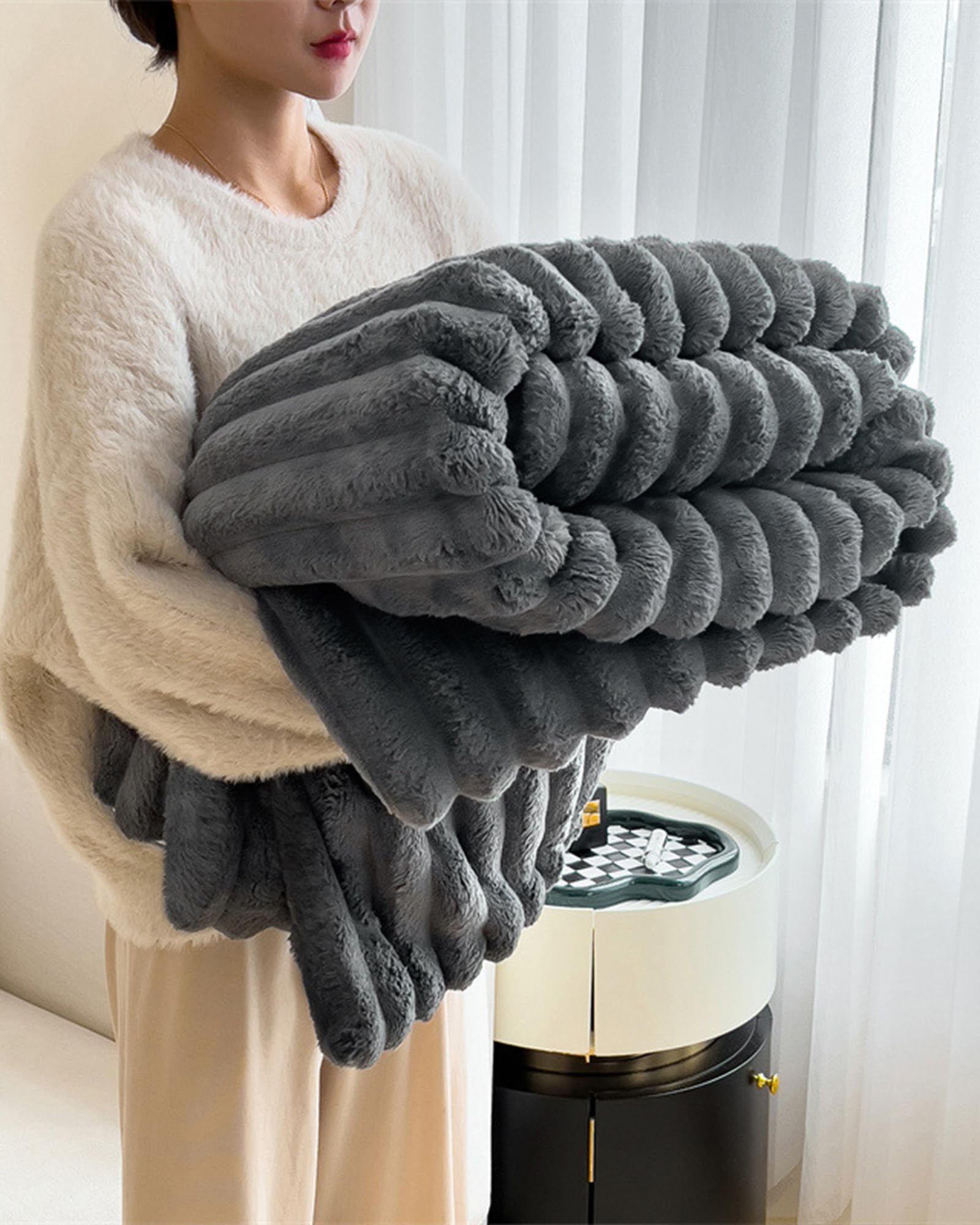 GXJIXf Thickened Rabbit Plush&Milk Velvet Cover Blanket, Ultra Sofa blanket, Faux Fur Blankets, for Winter Home Warm (D-gray,70.87 * 78.74in/180 * 200cm)