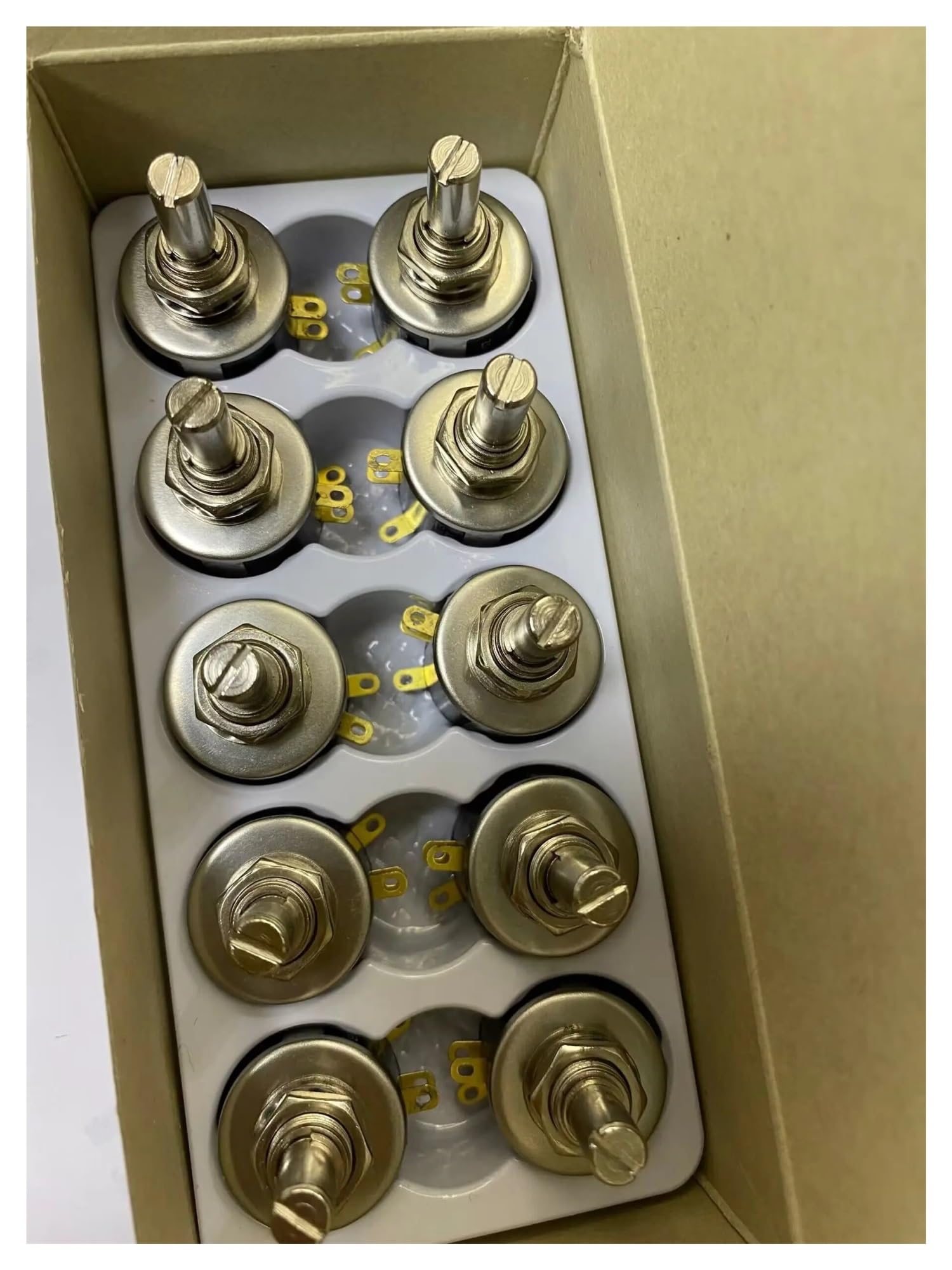 Potenziometro A Filo Avvolto Multi-bobina - Valori Da 100R A 100K Ohm (es. 10K) - Ricambio Elettronico Generico