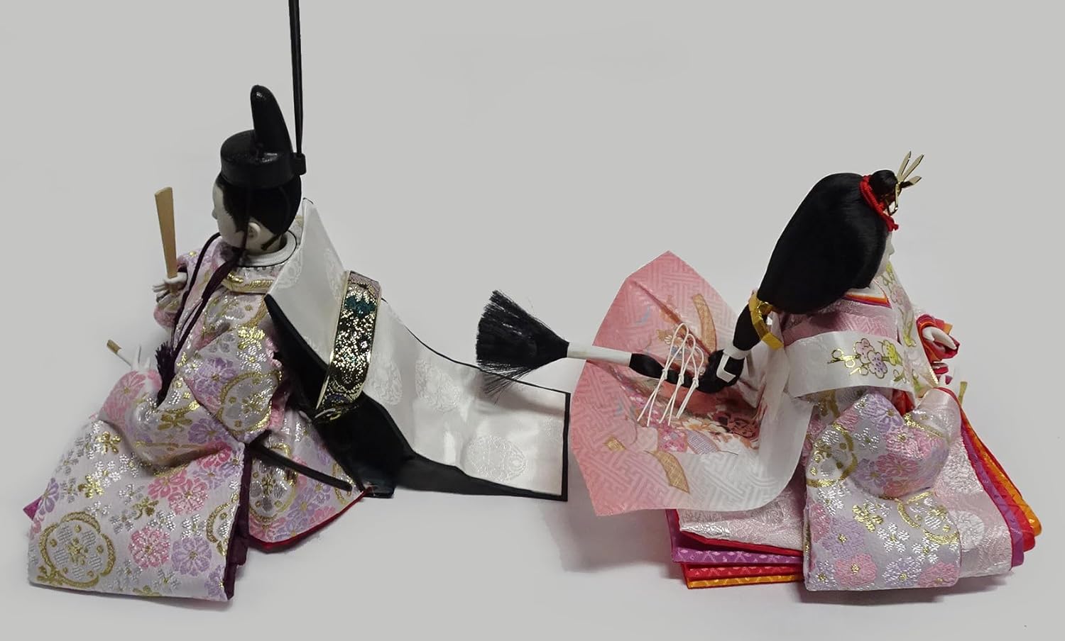 雛人形 収納飾り コンパクト おしゃれ 親王飾り 55ｃｍ刺繡小花桜収納 ベビーピンク塗 お顔Mタイプ 菱三宝道具