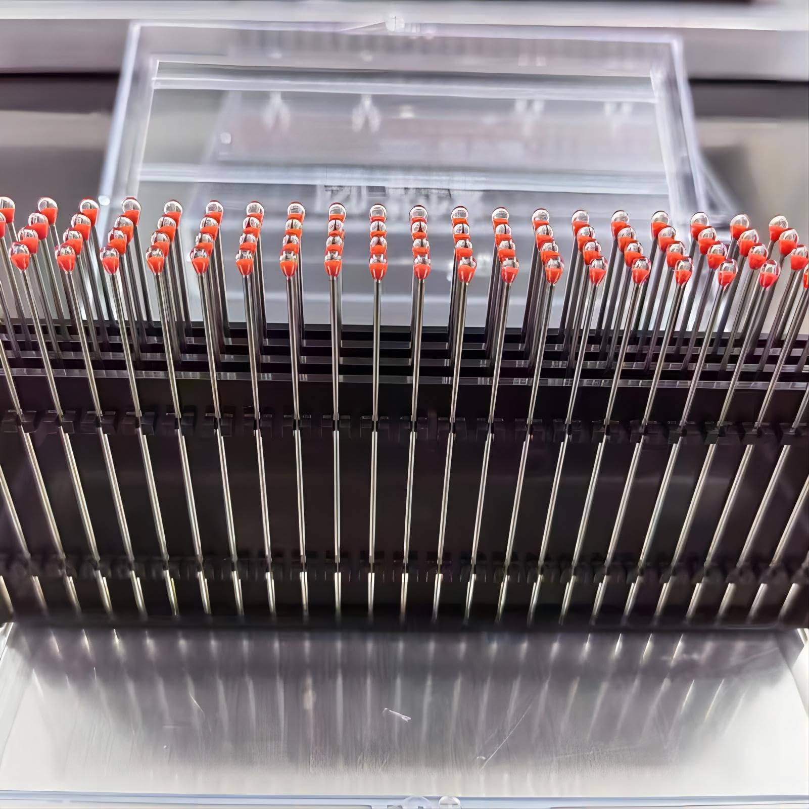 ESD Full Frame Sensor Cleaner - Digitalkamera-Objektivreiniger-Set, Tupfer zur Reinigung von Uhren, PCB, SMT, Halbleitern und elektrostatisch empfindlichen Geräten (Rot, 100 Packungen, hohe