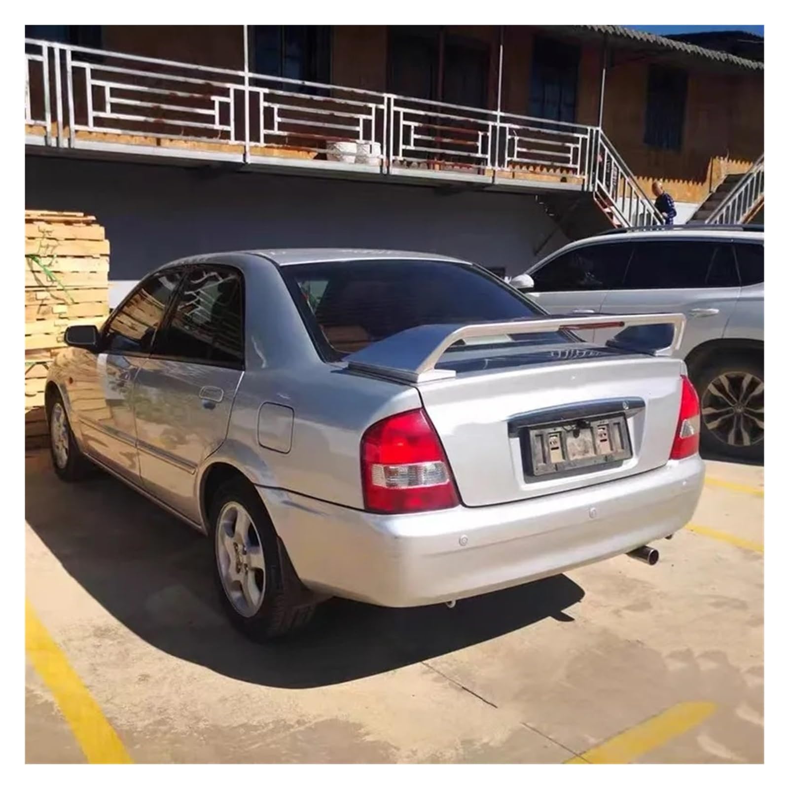 Heckspoiler Auto Automobilzubehör 3 kg Heckspoilerdeckel Bon Tuning-Teil HINTEN HECKFLÜGEL-SPOILERKAPPE Für 323 GT