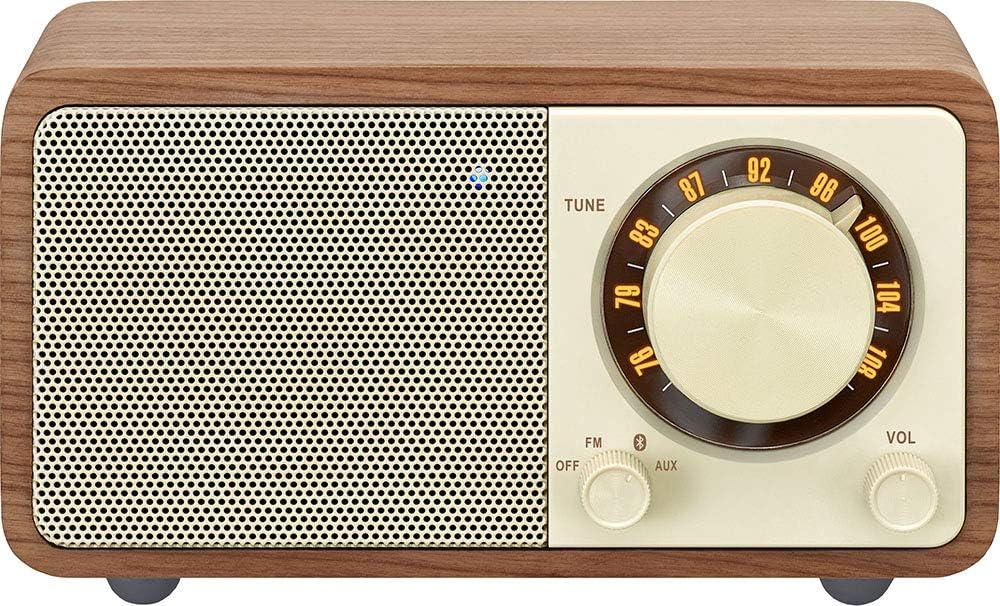 Фронт view of SANGEAN WR-301 FM Radio and Bluetooth Speaker