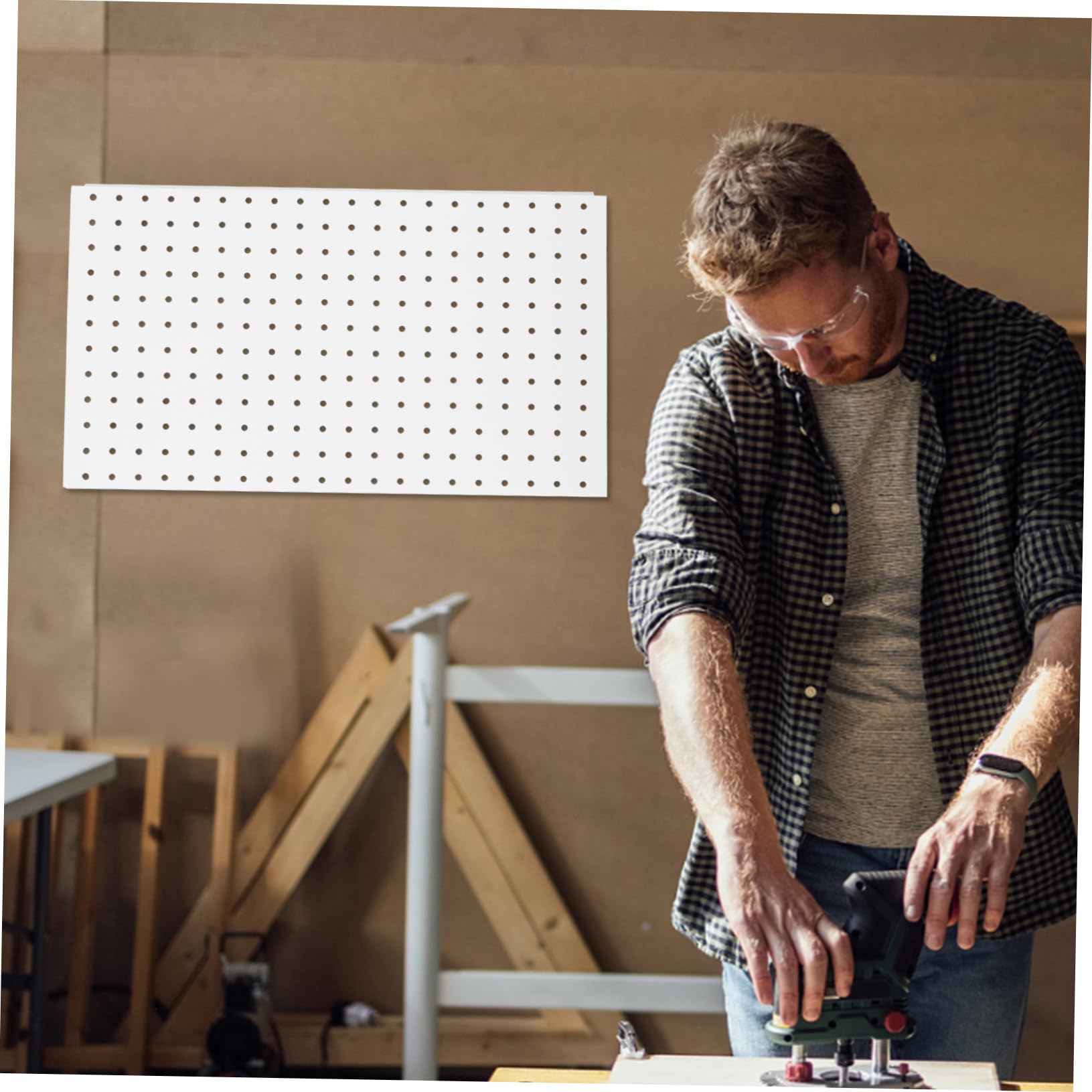 Lochwandpaneel aus Eisen für Garage und Werkbank, Weiß