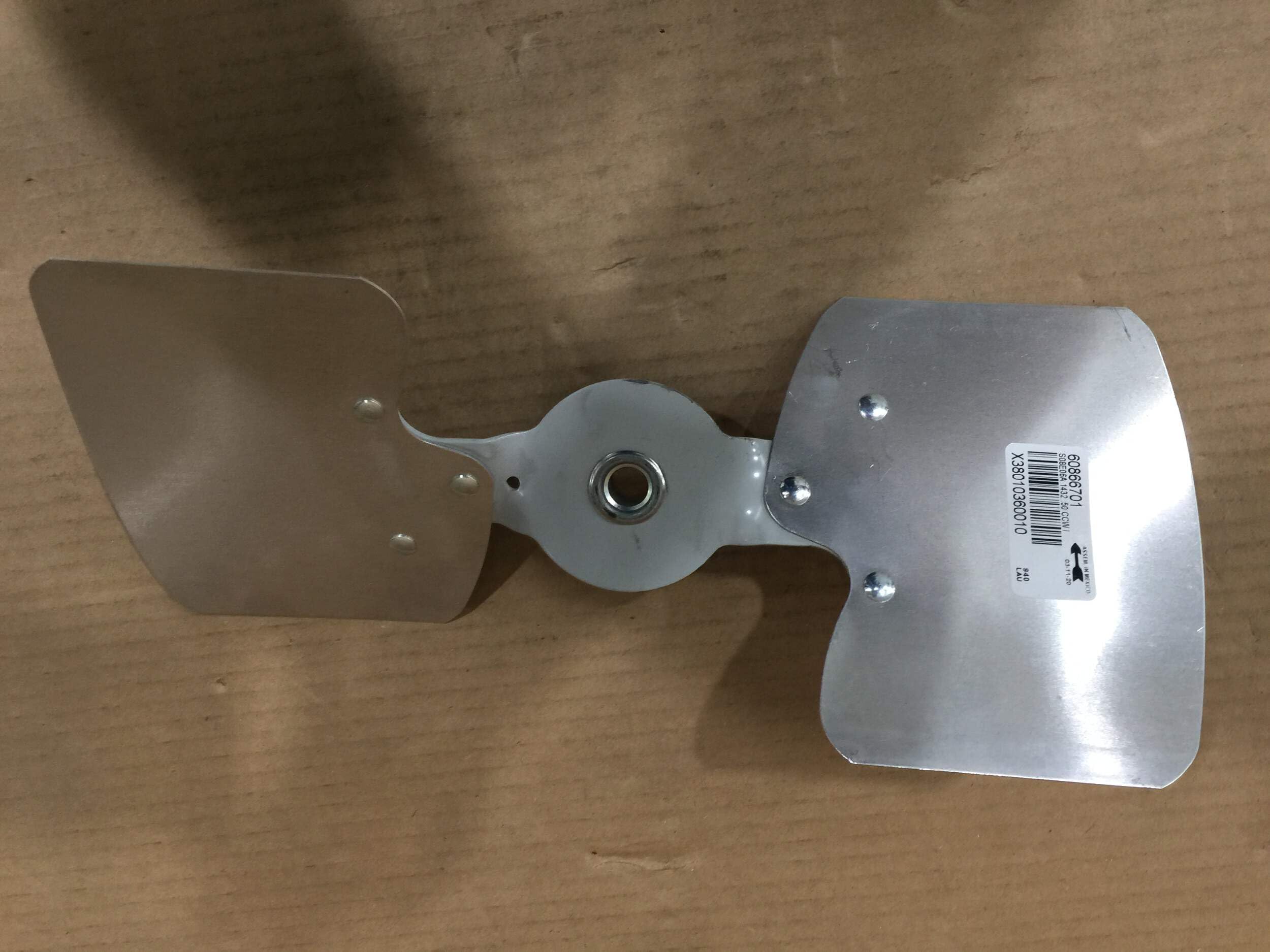 Axial Fan, Square, 24V DC, 108.2 cfm, 4 11/16 in W., Mfr: 31CC85-A