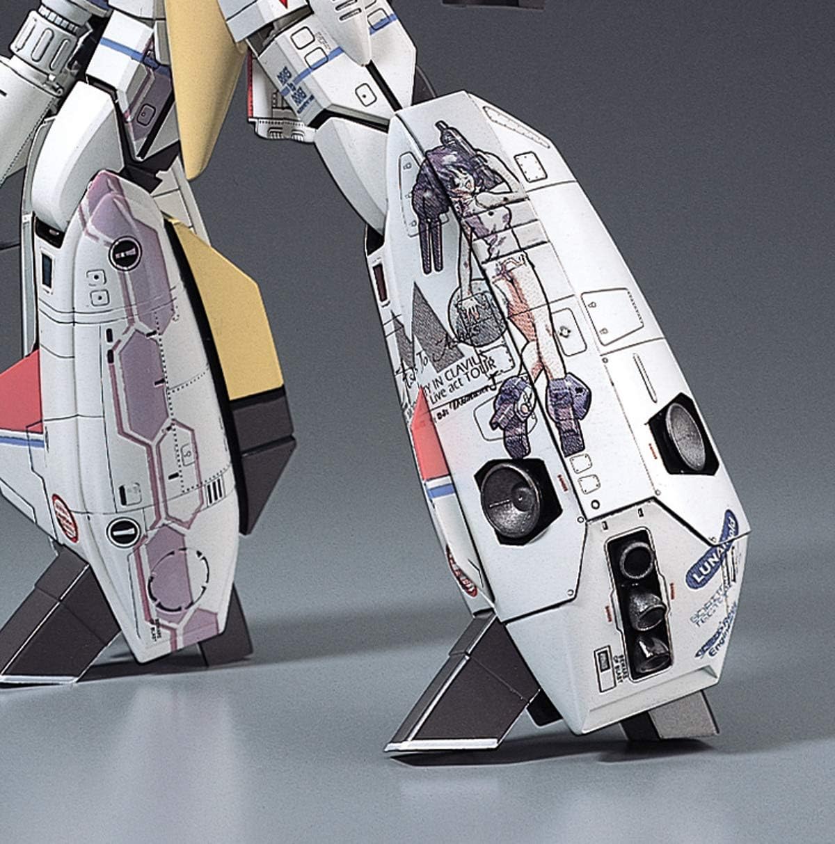 1/72 Scale Macross VF-1S Strike Battroid Valkyrie Minmay Guard Robot Model Kit