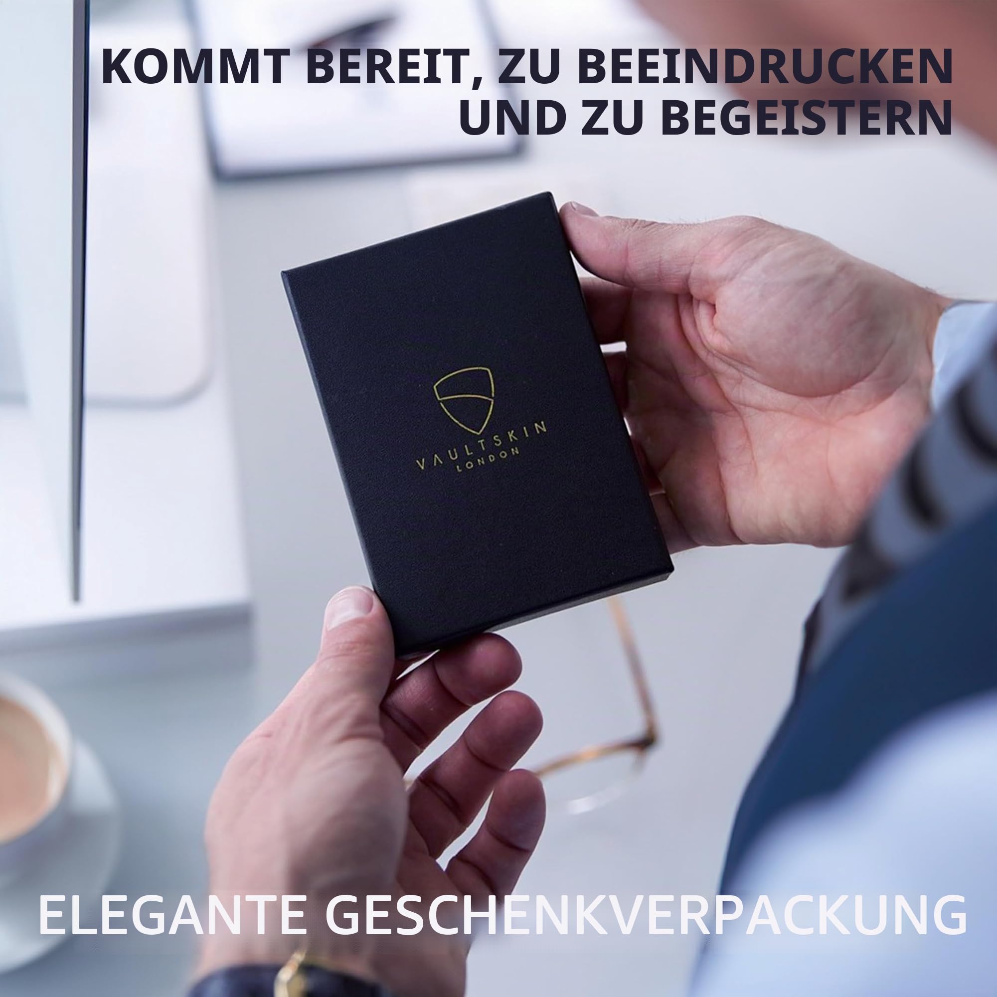 Vaultskin City Slim Leder Geldbörse Herren, Mini Portmonee, RFID (Schwarz) | Minimalistischer Geldbeutel und Wallet, 9 Karten, Euro-Scheine passen ungefaltet, Schutz vor unbefugtem Auslesen, Geschenkbox