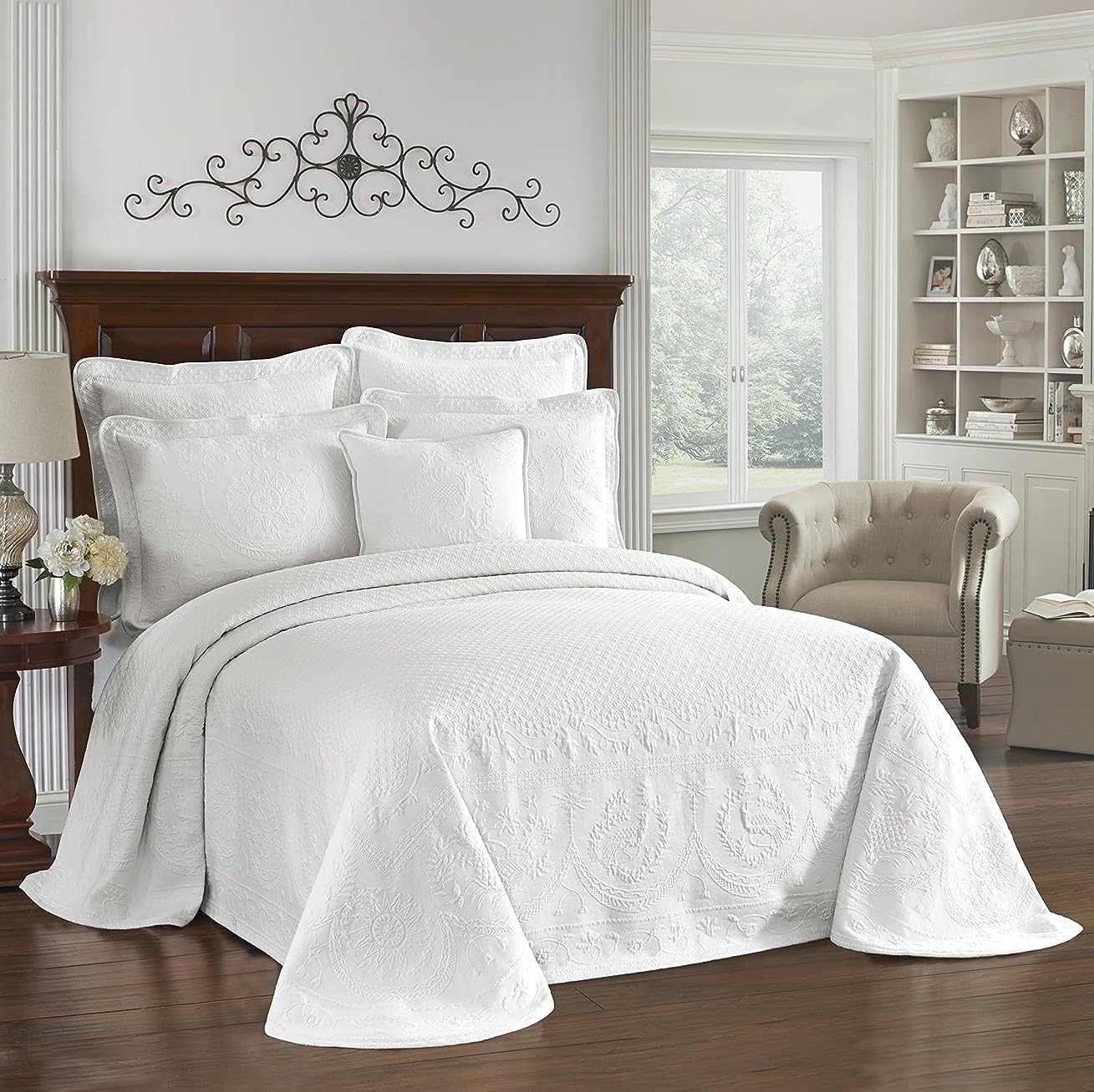 Bedspreads Coverlet - King Charles Collection 120" x 114" Size 100% Cotton Oversized Matelasse Bed Spread, King/Cal King, White