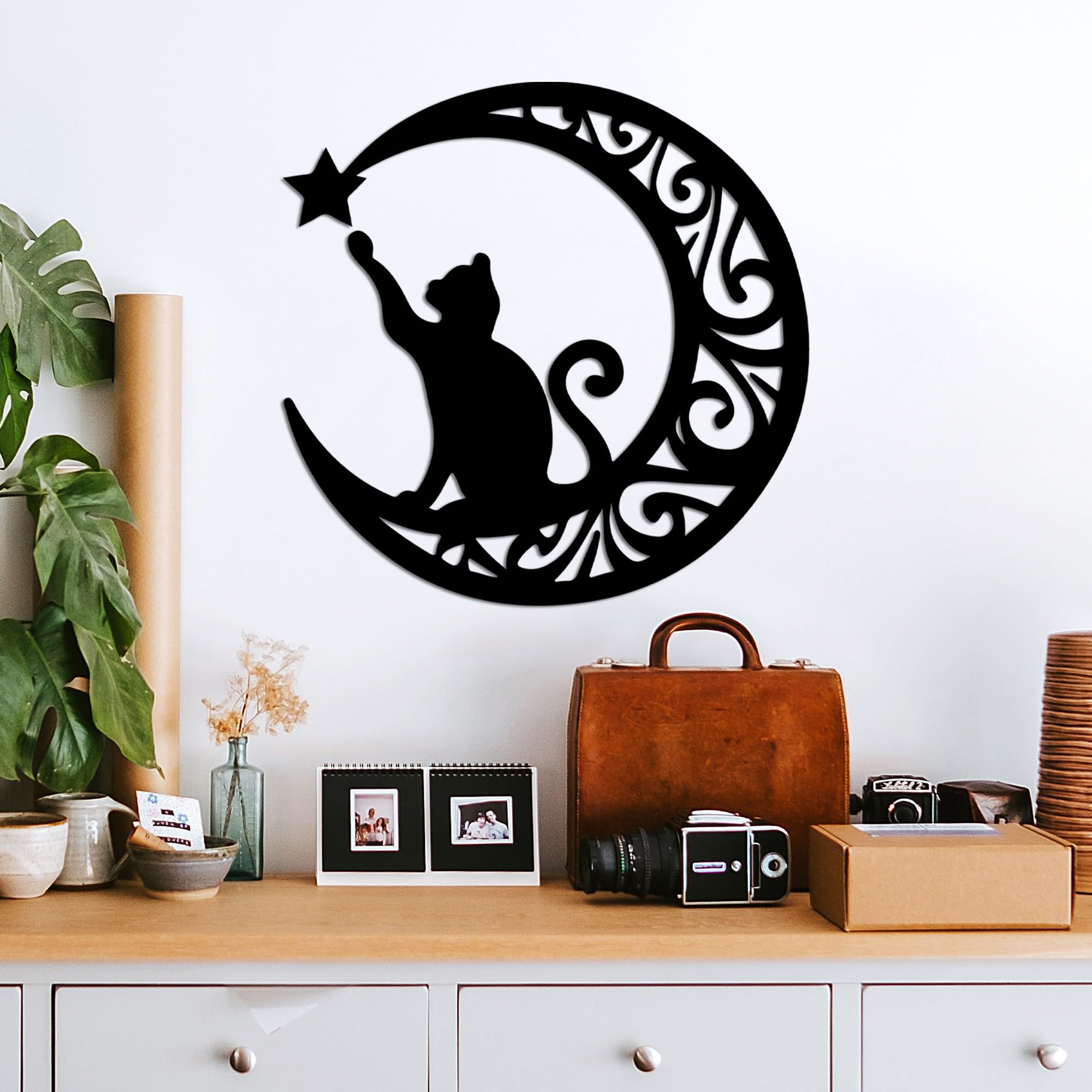 Stylish Black Decorative Metal Wall Accessory, 55 x 55 cm, 100% Metal, 1.5 mm Thickness, Perfect for Modern Home Decor & Art Display