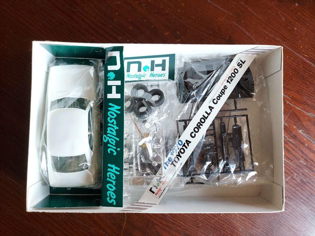 Amazon | 昭和レトロ 旧車 カローラKE25-S プラモデル カローラクーペ