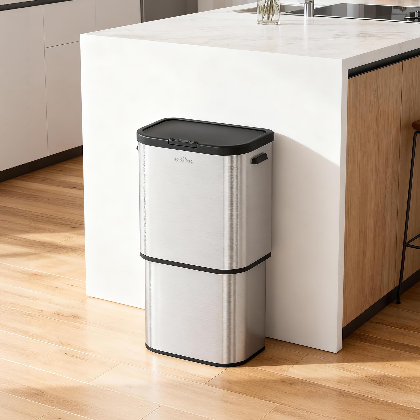 mVm Pattumiera Grande in Acciaio 70L, Cestino Grande Capacità con Chiusura Ammortizzata, Design Semplice Senza Secchio Interno, Bidone Multiuso per Ufficio, Balcone, Casa