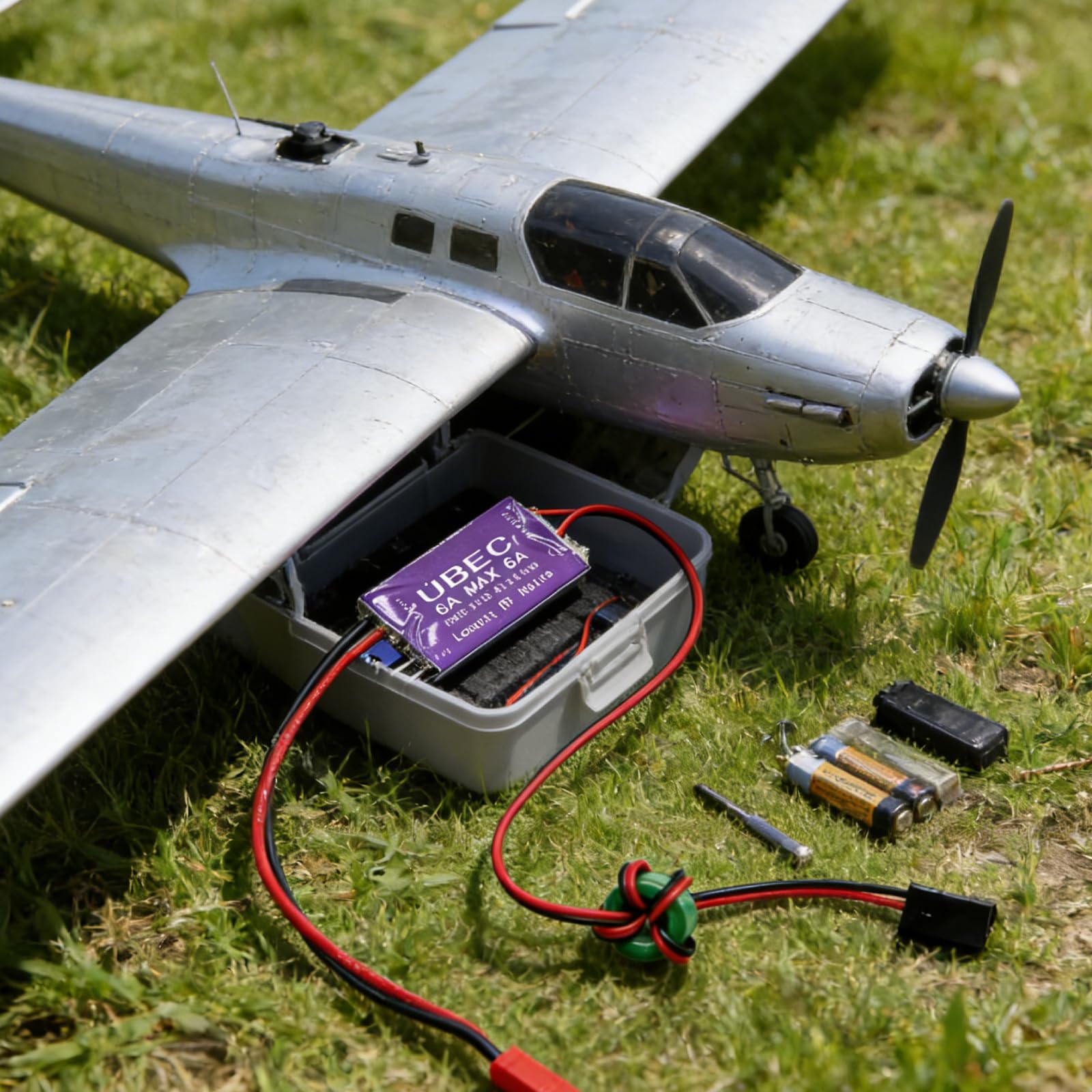 UBEC Alimentatore di Commutazione, 6A UBEC Regolatore di Tensione, 5V 6V 7,4V 6A Max 8A Uscita 7V-25,5V Ingresso UBEC Modulo Servo Interruttore di Alimentazione per RC Helicopter