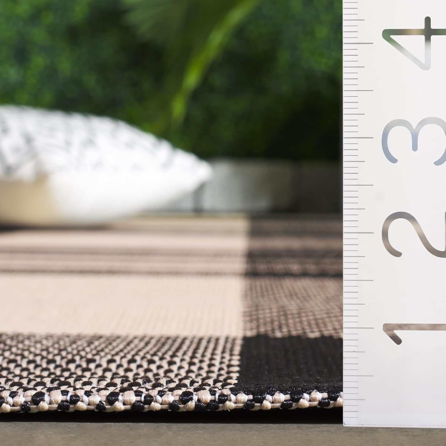 SAFAVIEH Washable Rug Outdoor Courtyard Collection - 4' Square, Black & Bone, Plaid Pattern, Non-Shedding & Easy Cleaning, Ideal for Patio, Backyard, Mudroom (CY6201-216)