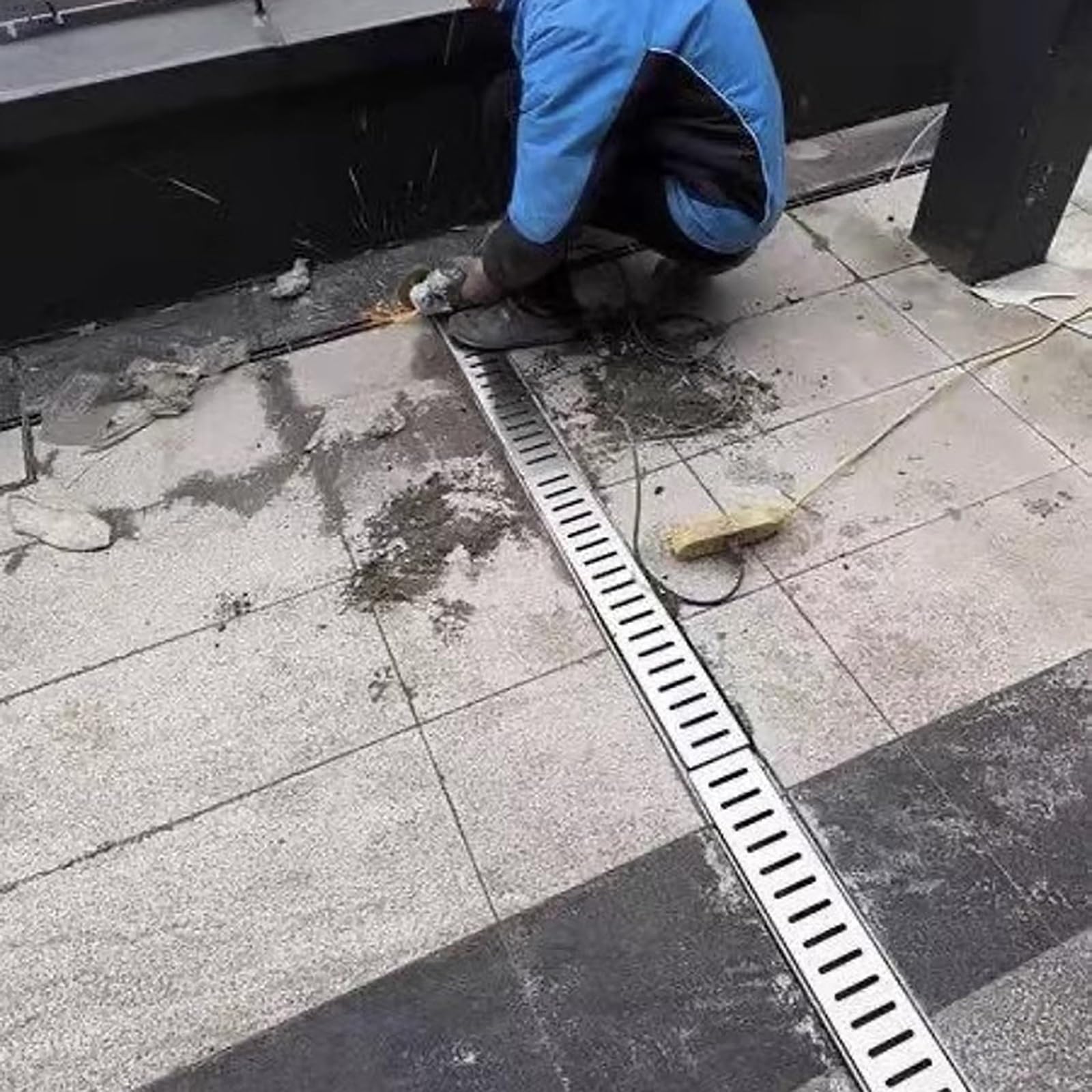 Genérico Rejilla de desagüe Exterior de Acero Inoxidable - Paquete de 15 Tapas cuadradas Delgadas para desagües de 2" y 4" de Ancho, Ideales para Patios, cocinas, Piscinas, terrazas y garajes.