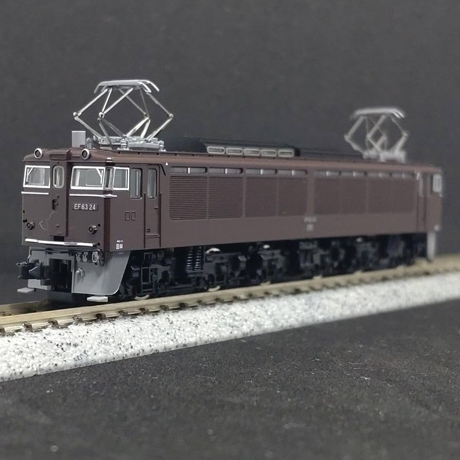 Amazon.co.jp: TOMIX 98922 EF63 電気機関車（24 25号機 茶色