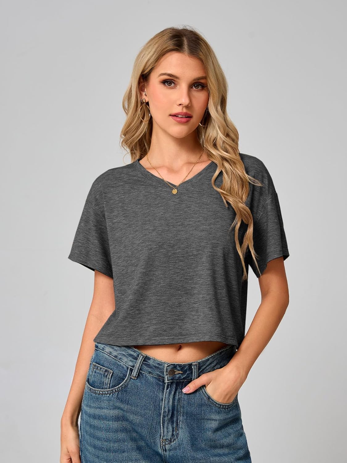 UNCLECAT Women's V Neck Cropped T Shirts Summer Short Sleeve Crewneck Crop Tops Solid Basic Tees - Image 2