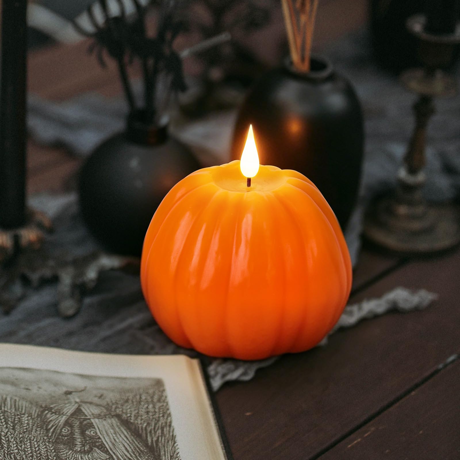 Confezione da 1 candela a forma di zucca senza fiamma, candela a batteria, candela in vera cera, candela LED tremolante, decorazione per la casa, Halloween, Ringraziamento e autunno candela