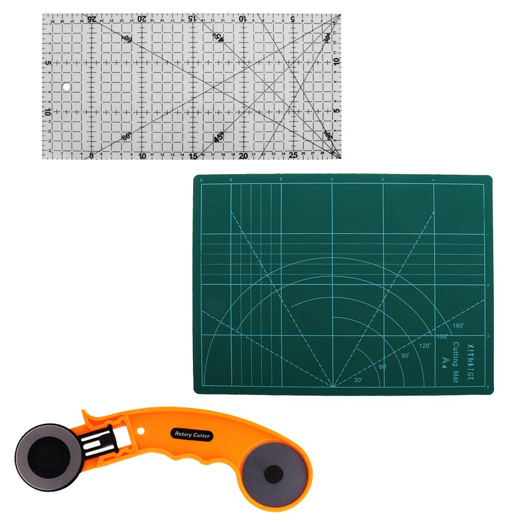 C2K 3Piece Rotary Cutting Set with 45mm Rotary Cutter 30 * 15cm Quilt