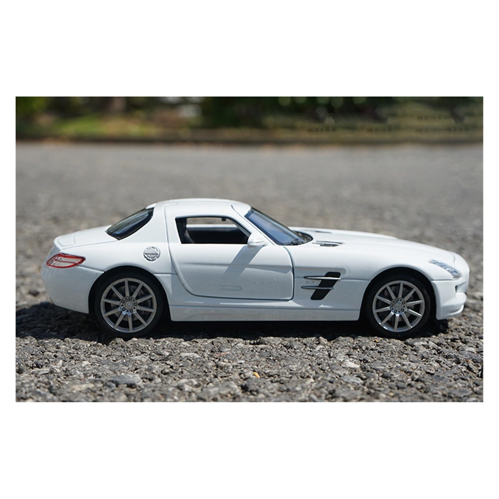 1/24 メルセデス ベンツ SLS AMG（カスタム品） 1/24 メルセデス ベンツ SLS AMG | HLJ.co.jp