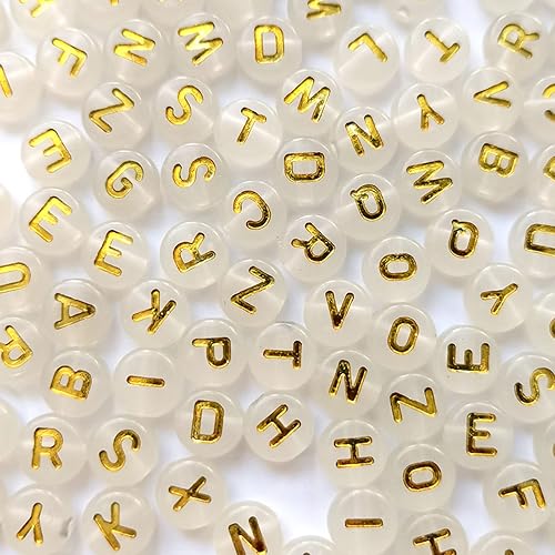 Vista 81 de Amaney - 1200 cuentas de letras de la A a la Z de 0.157 x 0.276 in, cuentas redondas blancas del alfabeto acrílico, incluye 100 cuentas de corazón