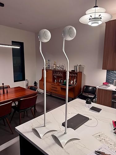 Review Image by CHRISTIAN DOHN
