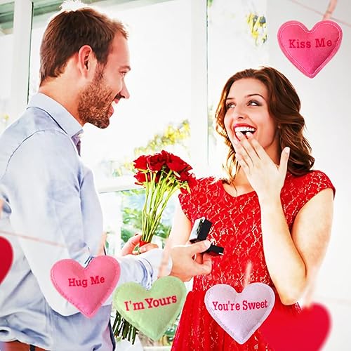 Miniatura 7 de 12 adornos de corazón de fieltro para el día de San Valentín, adornos colgantes de corazón, adornos para el día de San Valentín, pequeños adornos de