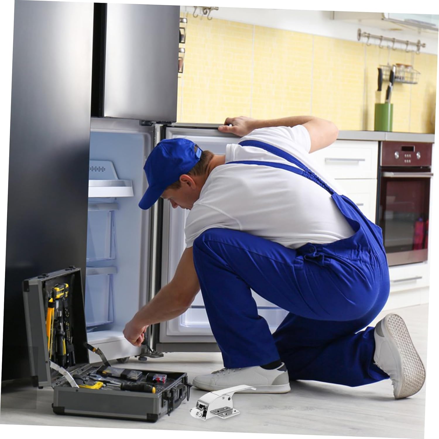 Gatuida 5pcs Refrigerator Latch Thickened Metal Cooler Door Handle Easy Installation for Freezer Door Compatibility Grip for Comfort and Longevity