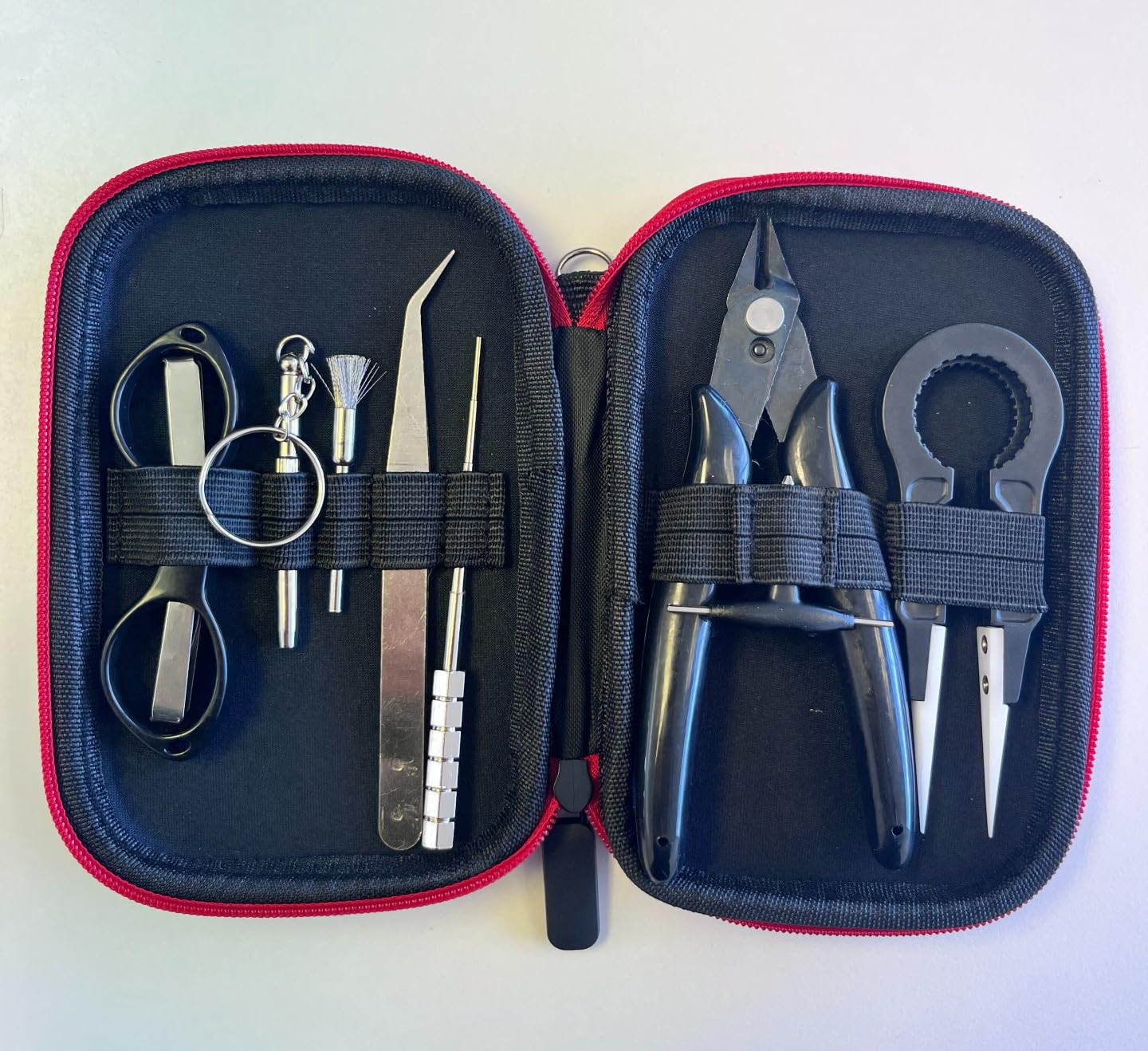 Vape DIY Tool Kit Coil Building Kit Coil Jig Winding Set - Curved Tweezers,  Folding Scissors, Screwdriver, Coil Jig, Screwdriver, Coil Brush, Ceramics  Tweezers and Diagonal Pliers for RTA/RDA/RDTA : Amazon.co.uk: Health