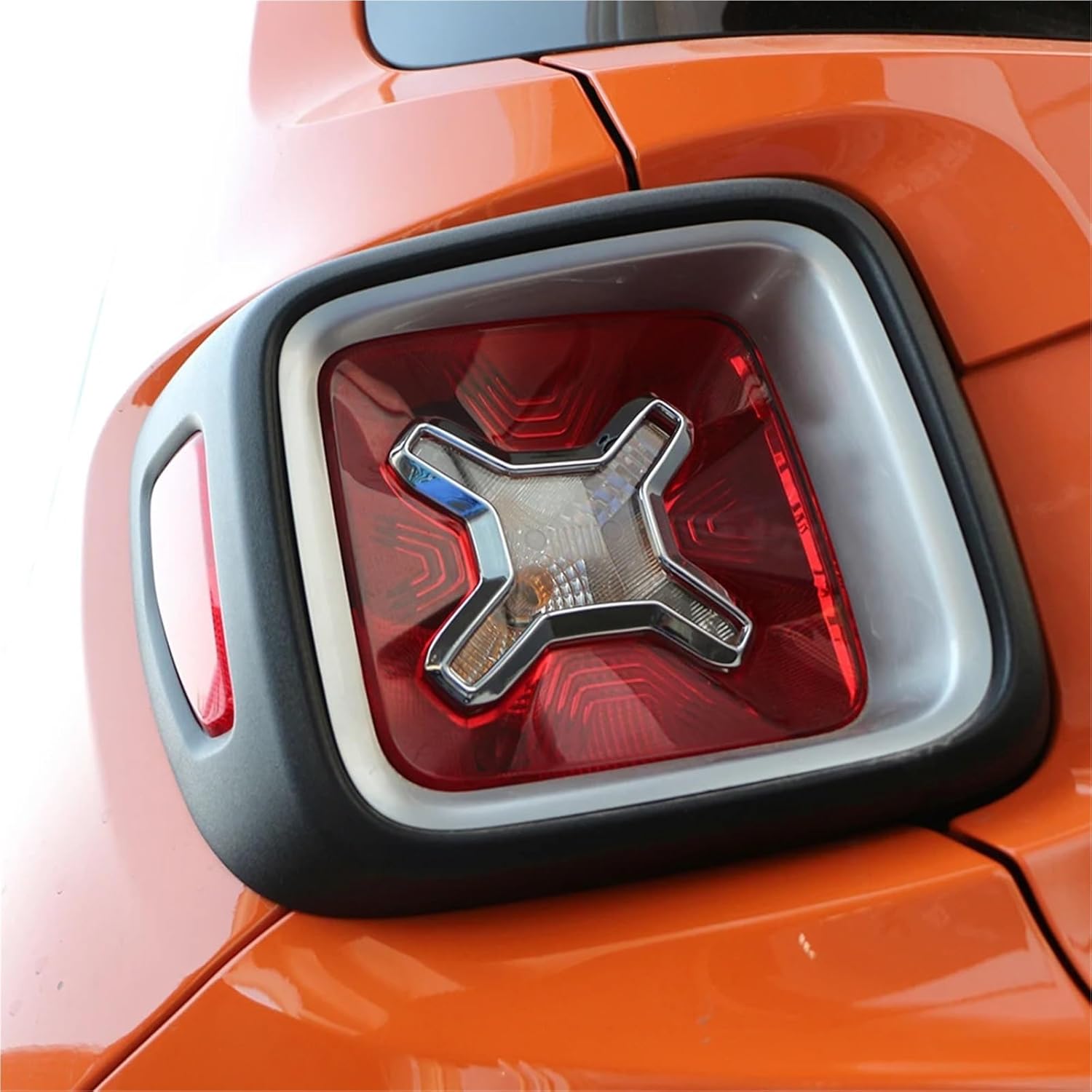 2Pcs/Set ABS Chrome Compatible For Jeep Renegade 2014-2019 Rear Head Lights Decoration Cover Trim Back Lamps Sticker Accessories