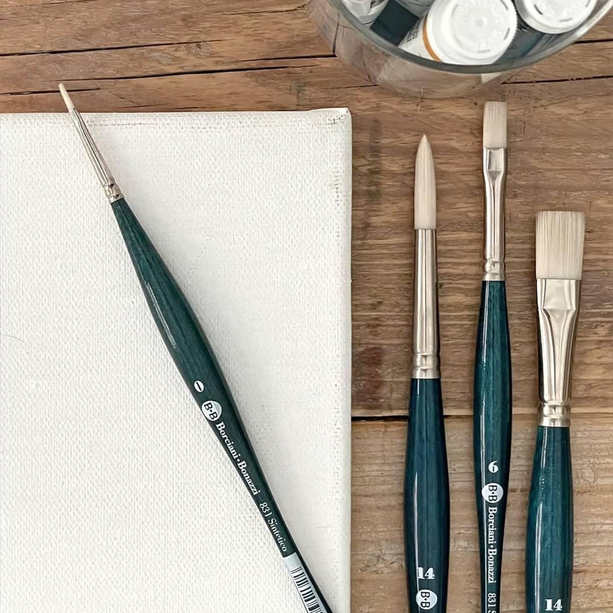 Borciani e Bonazzi Unico Bianco Synthetic Series 830 Paint Brush, Round 8 - Acrylic, Oil, Gel, Impasso Painting - Ergonomic Handle, Cruelty-Free, Brass Ferrule, Handcrafted in Italy