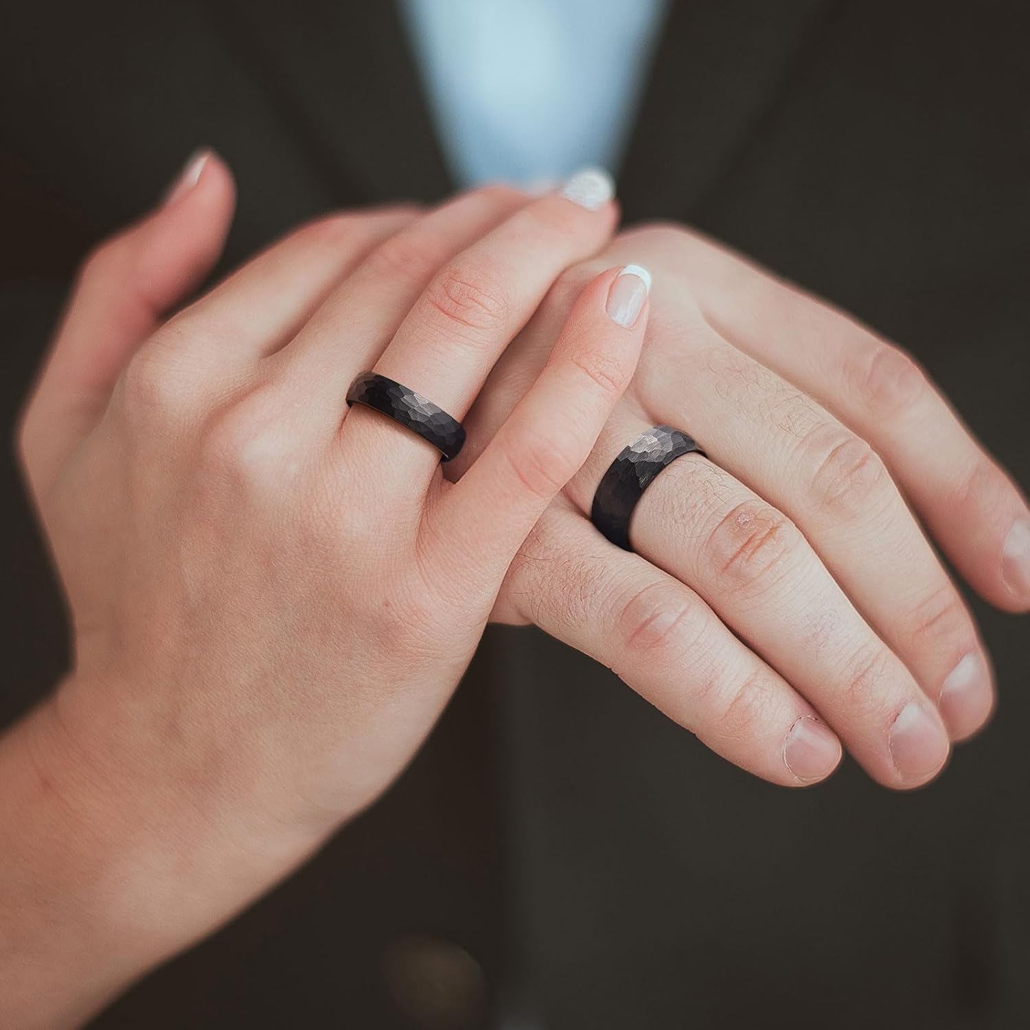 King Will 6mm 8mm Men's Tungsten Carbide Wedding Ring Hammered Groove Wedding Band Mens Two Tone Black/Silver/Gold/Brown Engagement Ring for Men and Women Matte Brushed Finish Comfort Fit Size 6-14 - Image 5