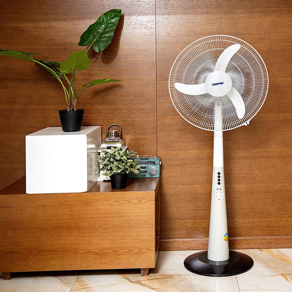 sofitec rechargeable fan with light