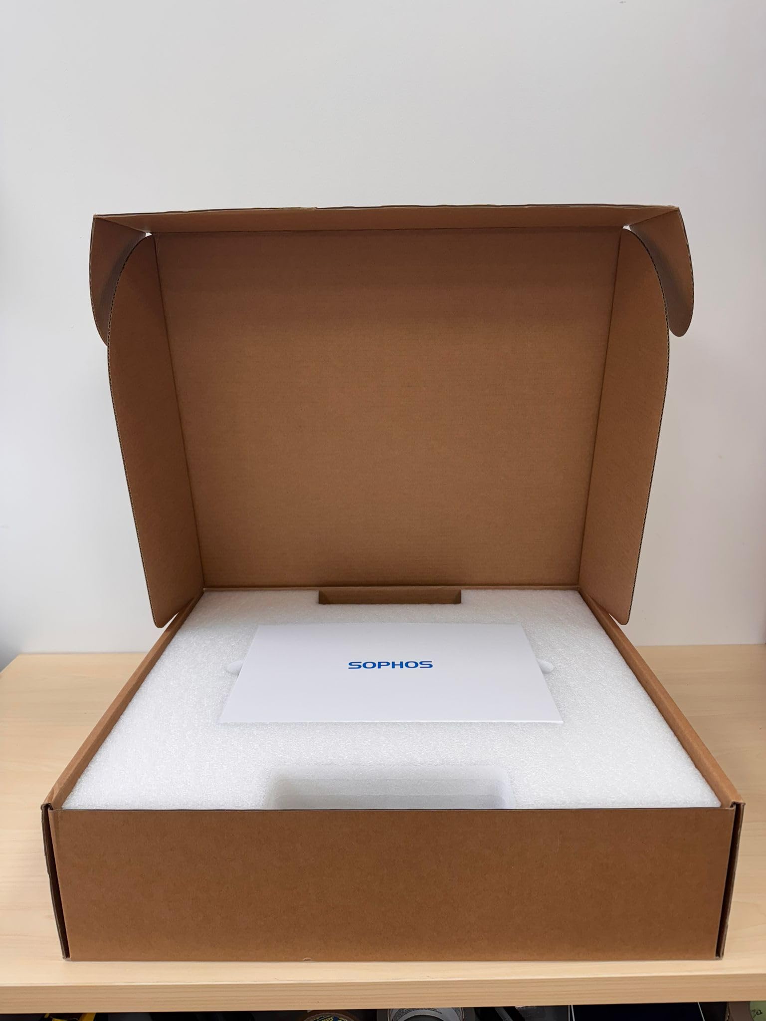 Sophos XGS 2100 con protezione standard 1 anno