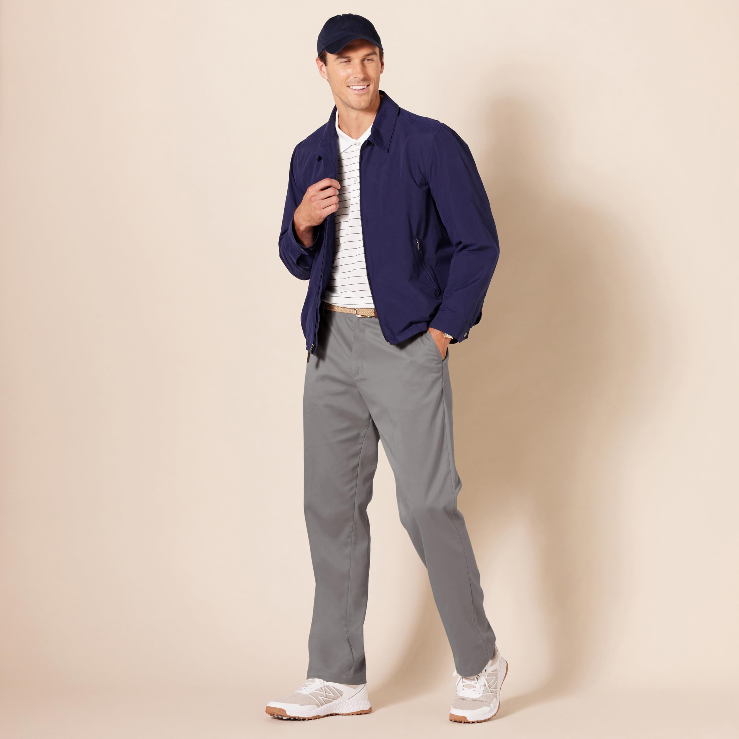 Amazon Essentials Pantalon de Golf Gardant son Extensibilité Toute la Journée, Coupe Classique Homme