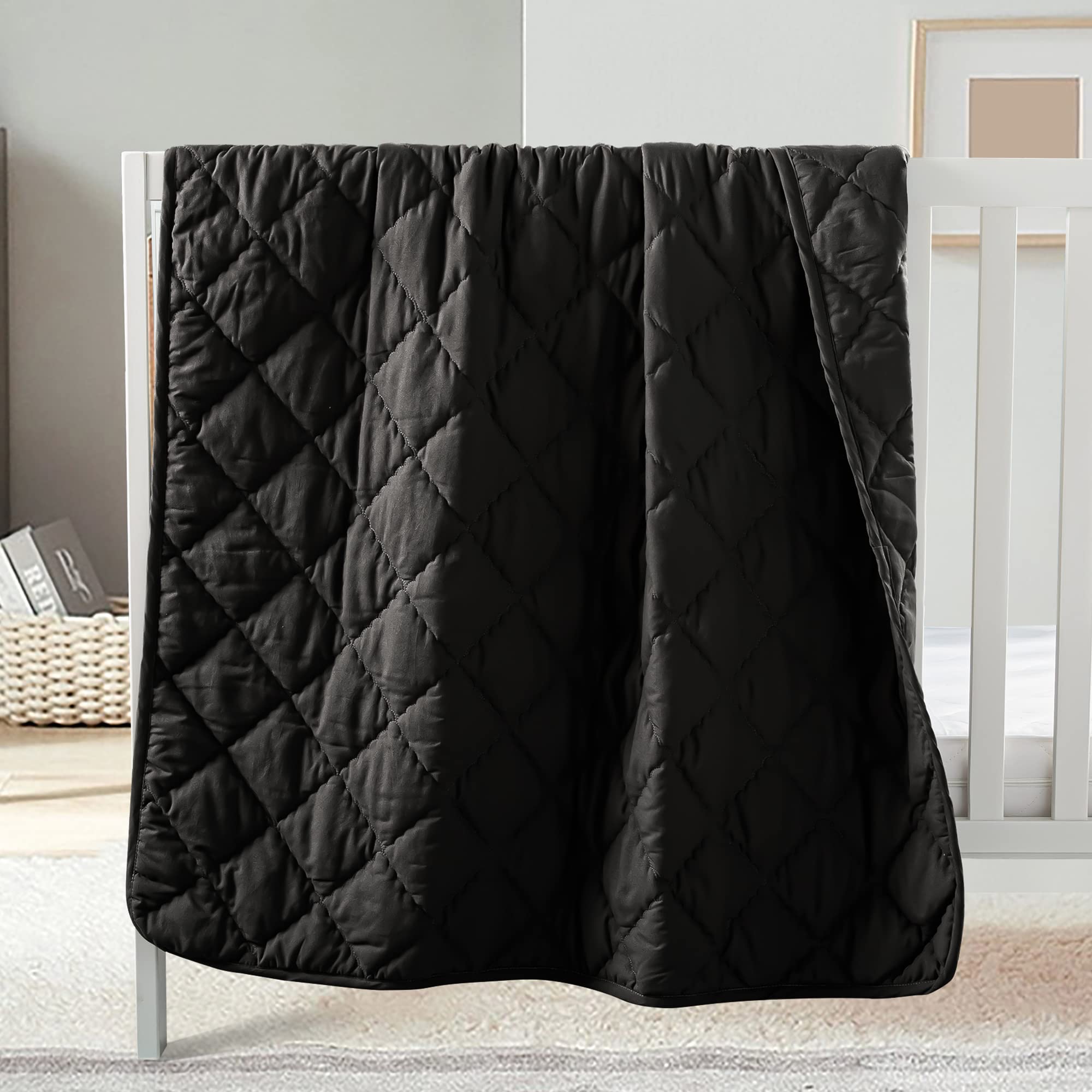 FLXXIE 43x60 Inches Down Alternative Toddler Comforter, Black