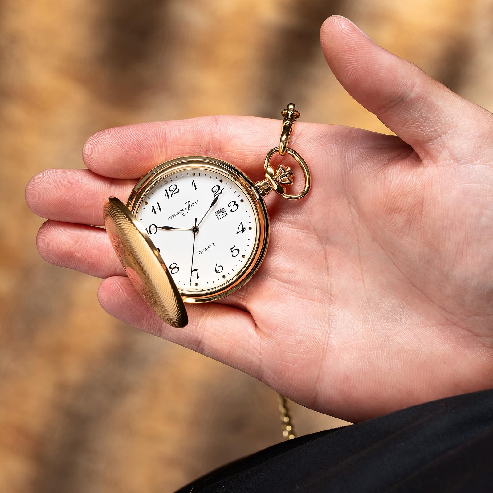 Hermann Jäckle Herren Taschenuhr Tübingen Vergoldet Quarz 50 mm | Vergoldetes Gehäuse, Quarzwerk, Datumsanzeige, inklusive Kette und Reiseetui