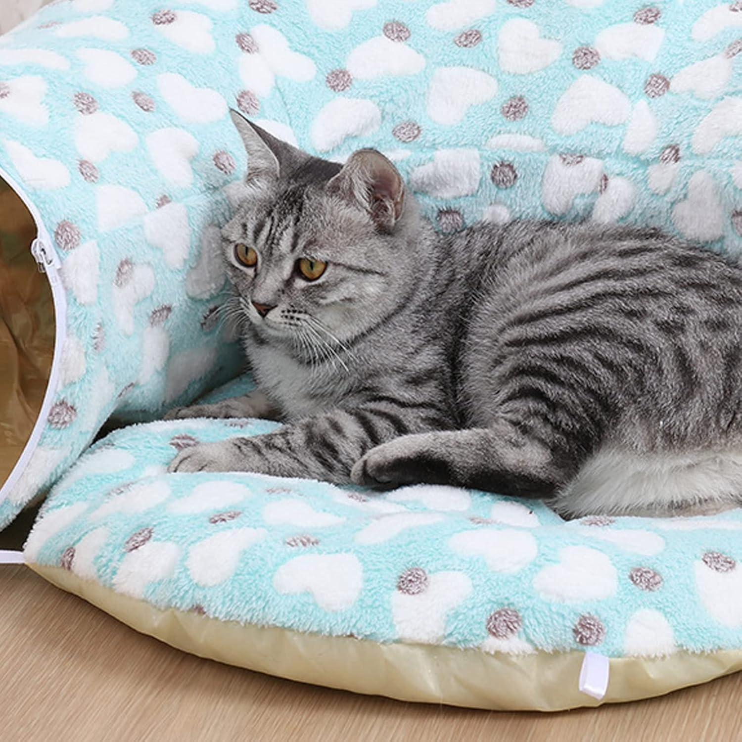 Luqeeg Cat Tunnel Bed, Fleece Fabric Soft Durable Large Space Foldable 3 Way Tunnel Round Design Pet Bed Heart Pattern Pet Cave Tube with Mat Play Ball for Cats, Puppies, Kittens