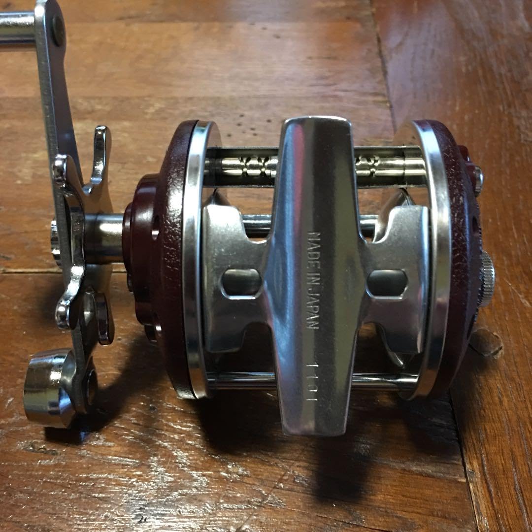 オリムピック釣具 Strong30 LW 新古品 オリムピック釣具 Strong30 LW 新古品 OLYMPIC（オリムピック