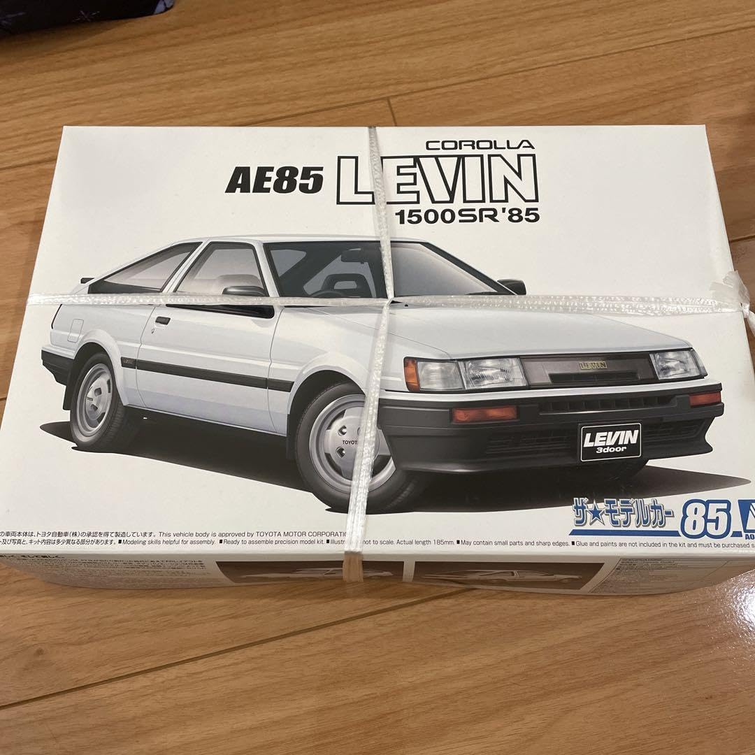 Modèle en plastique Levin Aoshima pour les passionnés de modélisme automobile