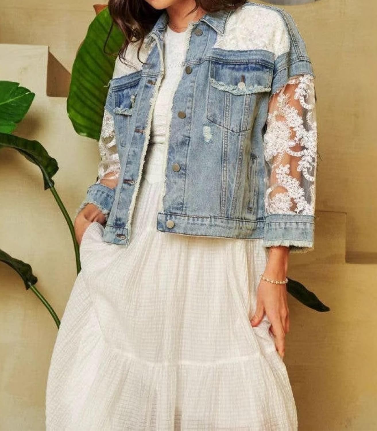 Women's Fall Denim Jackets Lace Embroidery Patchwork Ripped Jean Jackets Button Down Frayed Outwear Coat