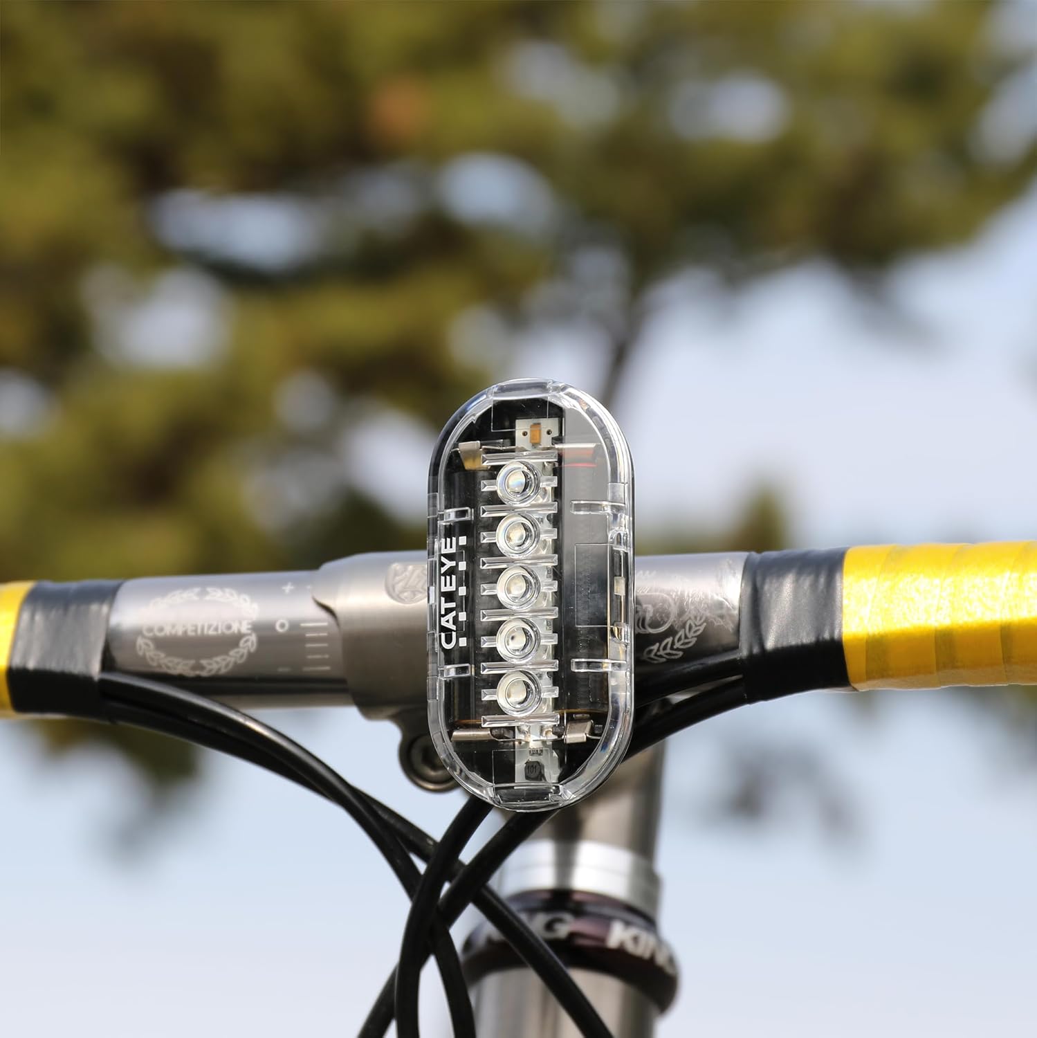 CATEYE Omni 5 Bike Safety Light – IPX4 Waterproof 5 LED Safety Light with 360° Visibility, Multiple Flashing Modes, AAA Battery, 200+ Hour Runtime, Fits Road, Urban, MTB & Kids Bikes
