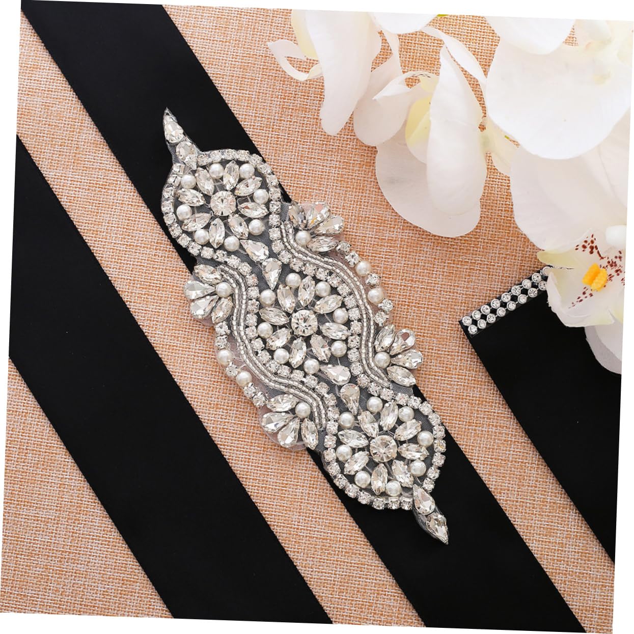 VILLCASE 4stücke Rhinestone Perlen Applikation Für Hochzeitskleid Glänzende Strass Patches Für Dekoration Für Brautgürtel Und Accessoires Elegantes Design Für Kreative Projekte