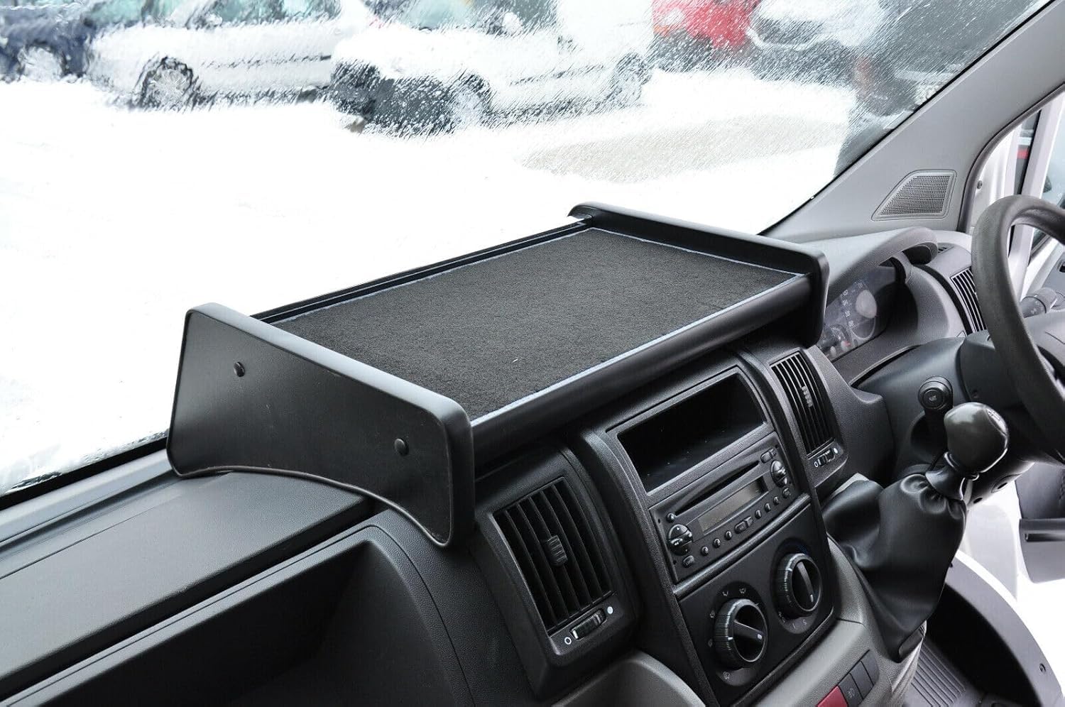 Armaturenbrett-Tisch kompatibel mit Fiat Ducato, Peugeot Boxer & Citroën Jumper – Rutschfeste Cockpit-Aufbewahrungsschale, zusätzliche Armaturenbrettfläche für Dokumente und Smartphone, robustes
