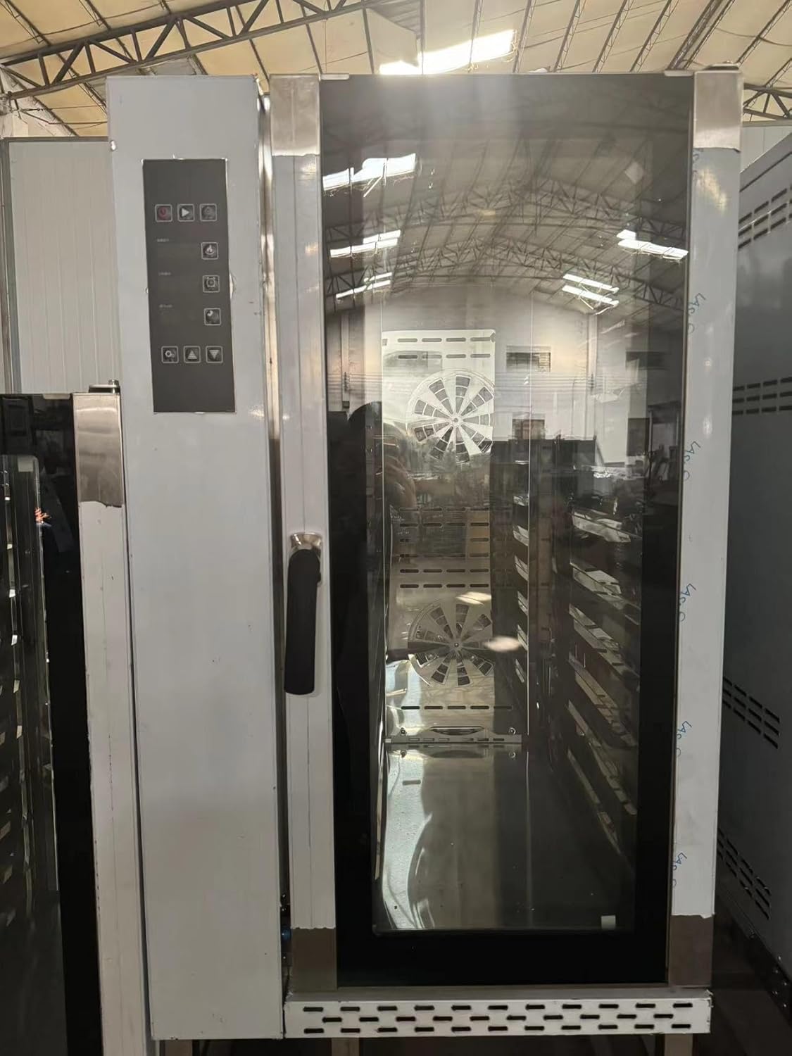 Multi-Function Convection Oven with Rotisserie and Air Frying – Space-Saving Design for Small Kitchens, Perfect for Cooking a Variety of Dishes with Digital Controls for Consistent and Even Results