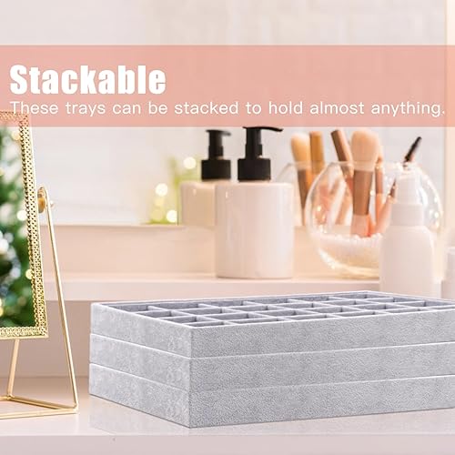 Miniatura 7 de Rocutus Bandejas de joyería, paquete de 3 bandejas apilables de terciopelo organizador de joyas, bandeja organizadora de anillos divididos para
