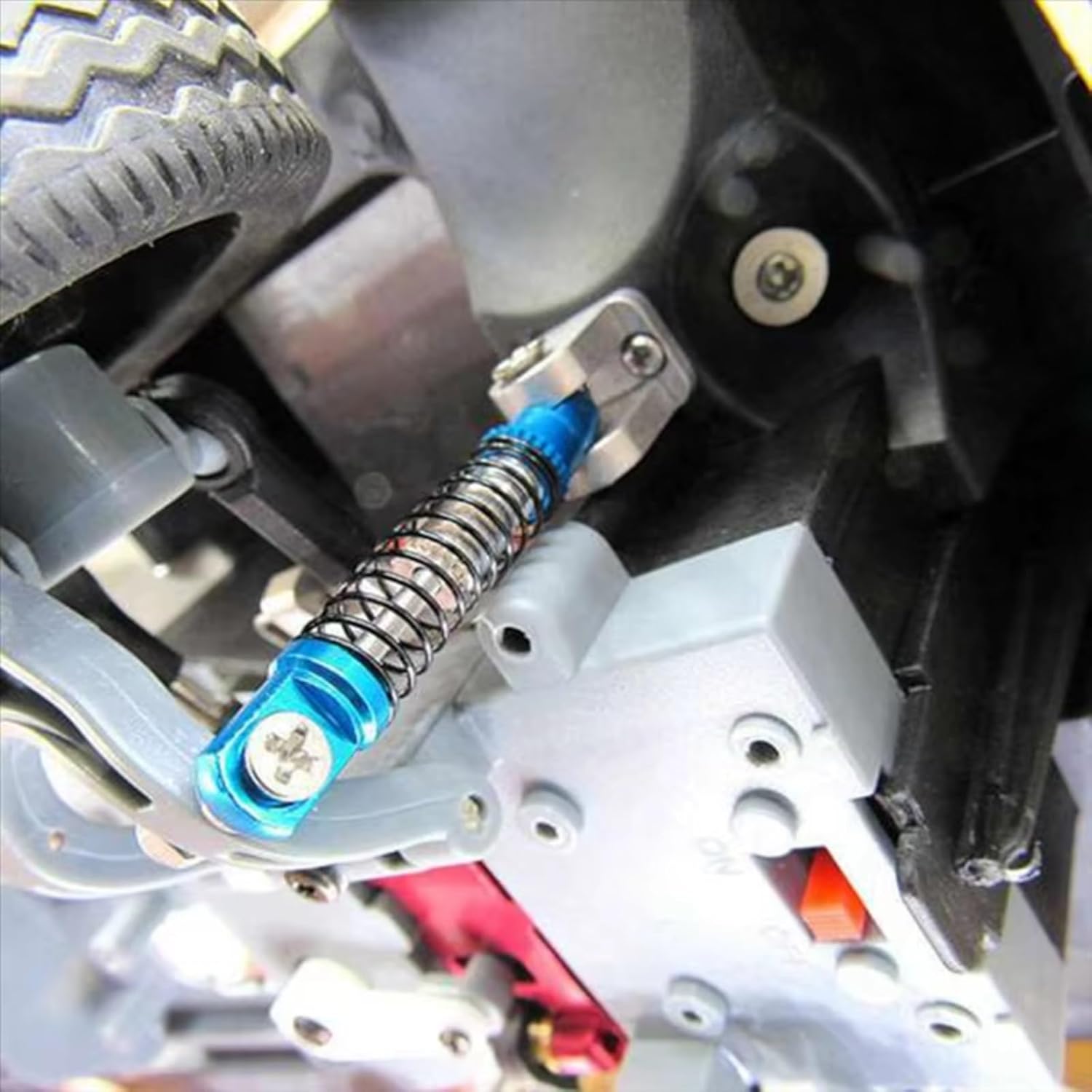 RCカー用ショックアブソーバー Compatible With WPL D12 1/10 RCカーアップグレードパーツ交換アクセサリ