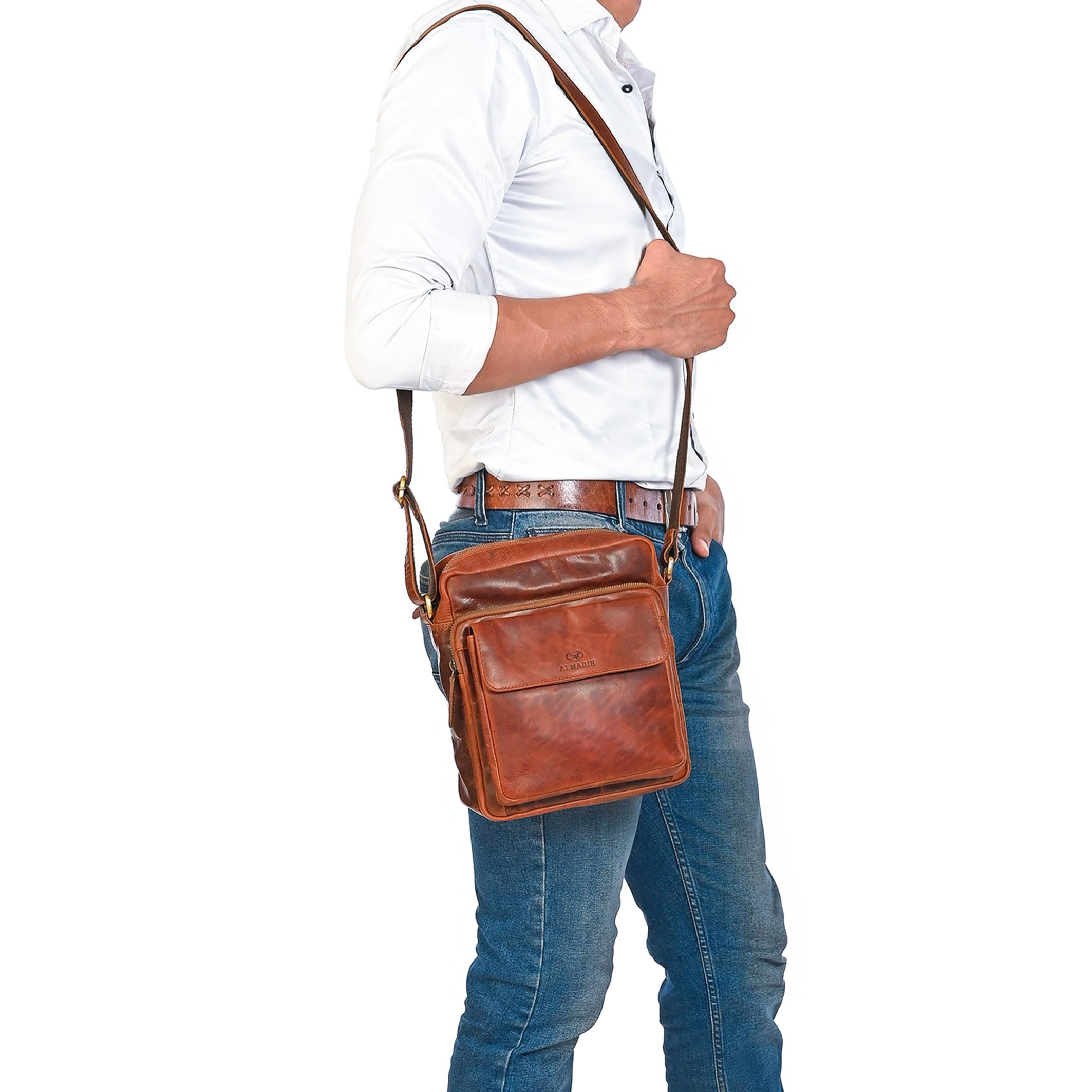 ALMADIH Leder Umhängetasche Herren perfekt für Tablet iPads 12.9 Zoll - DON braun - Kompakte echte Ledertasche für Arbeit & Alltag Messenger Schultertasche kleine Herrentasche