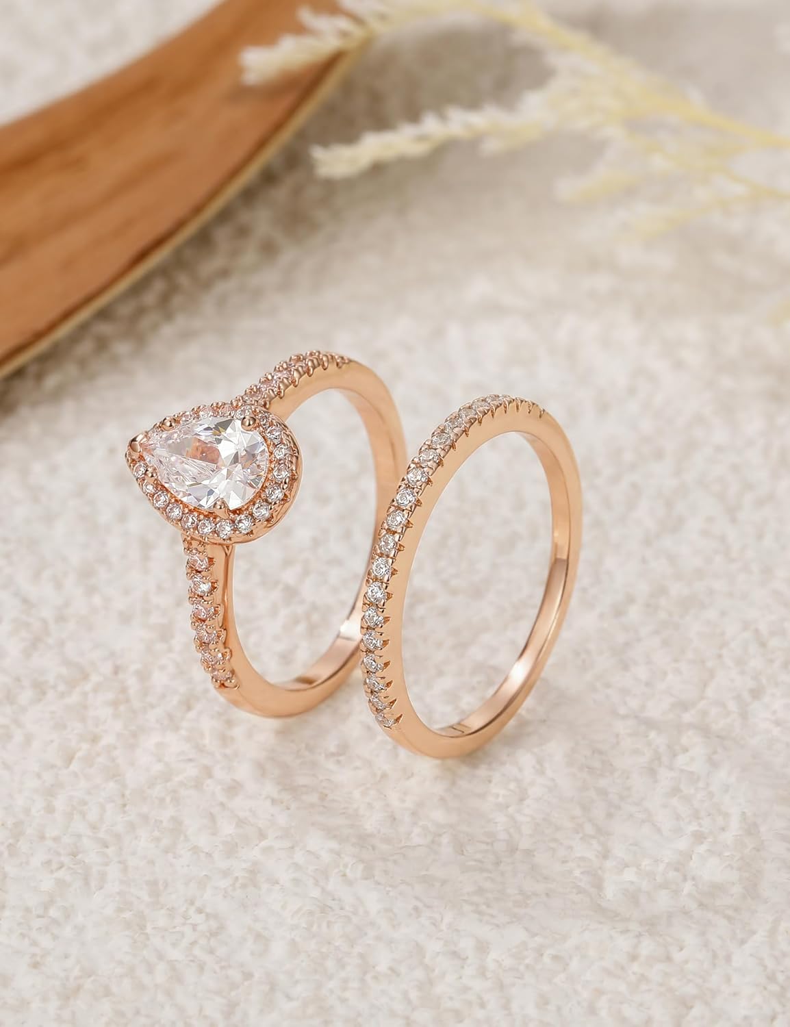 EAMTI 1.5CT 925 Sterling Silver Wedding Band Teardrop Bridal Rings Sets Halo Cubic Zirconia Solitaire Promise Engagement Rings for Women Size 3-11