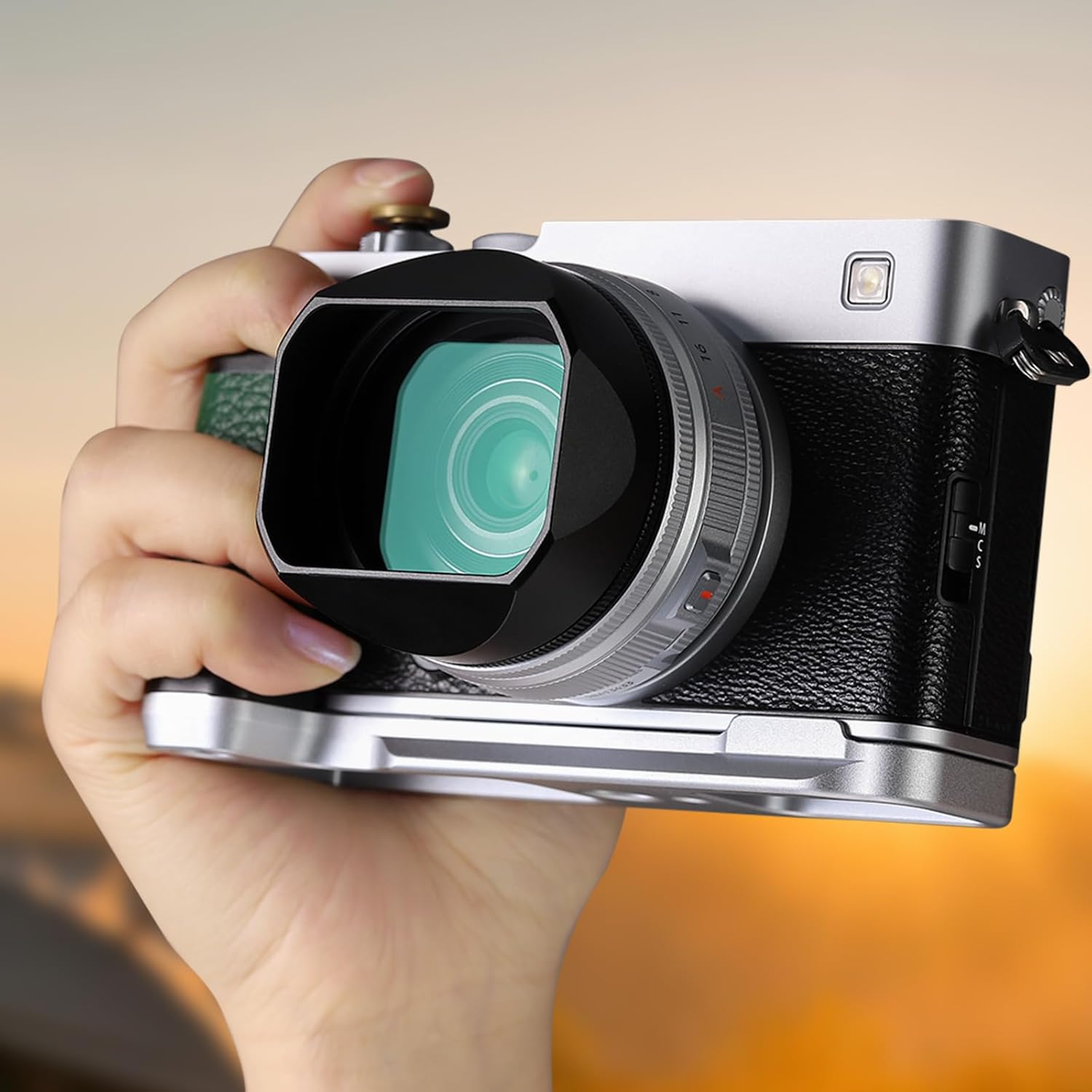 Haoge Metal Squaret Lens Hood for Fujifilm X-E5 & XF 23mm f2.8 Set Fujinon XF27mmF2.8 R WR Lense 39mm Screw-in Hood Black,with Metal Cap, on XE5 Camera Body Kit