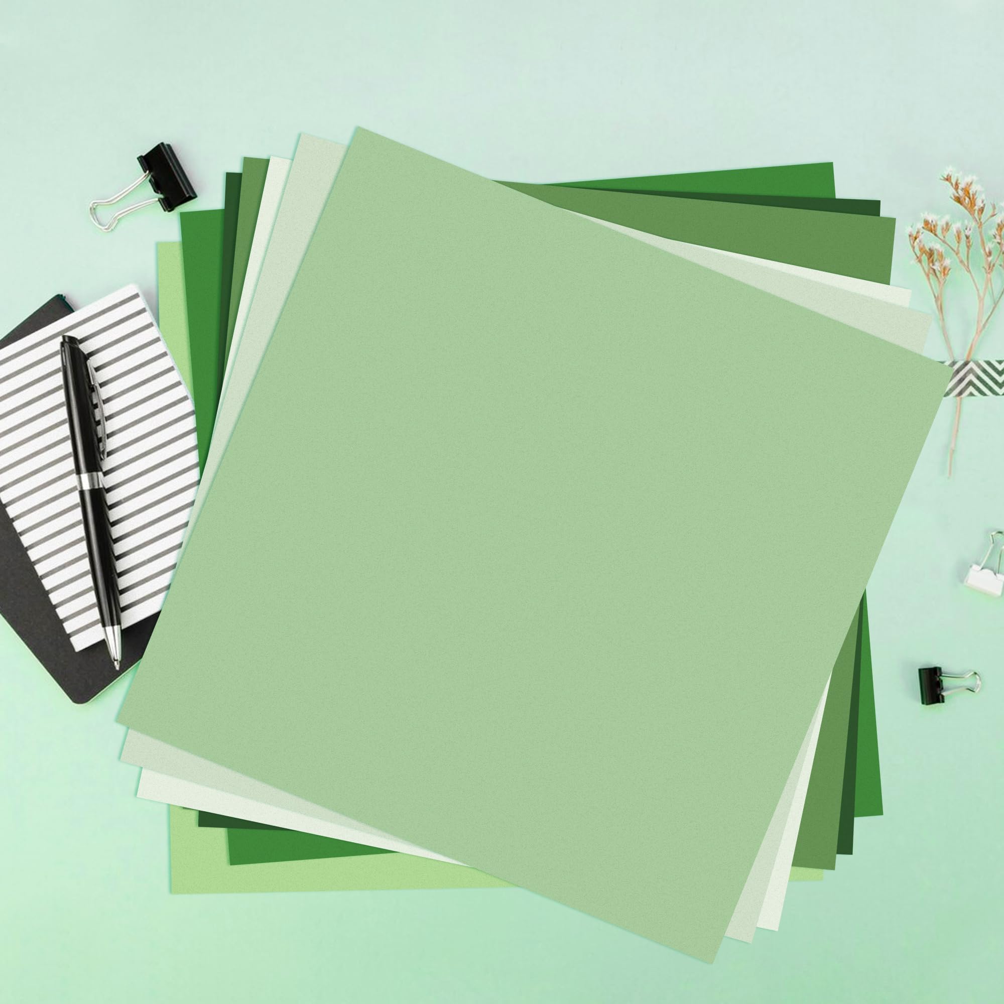 Lot De 24 Feuilles Papier Scrapbooking Vert - 12 Designs Double Face 30,5 X 30,5 Cm Pour Loisirs Créatifs