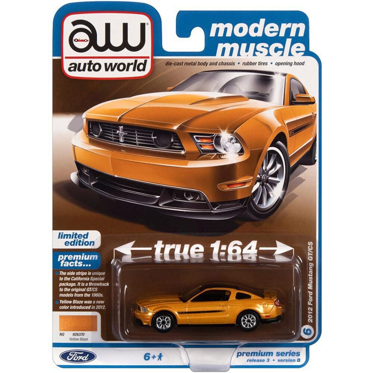Amazon.com: Auto World - 2012 Mustang GT/CS : Clothing, Shoes